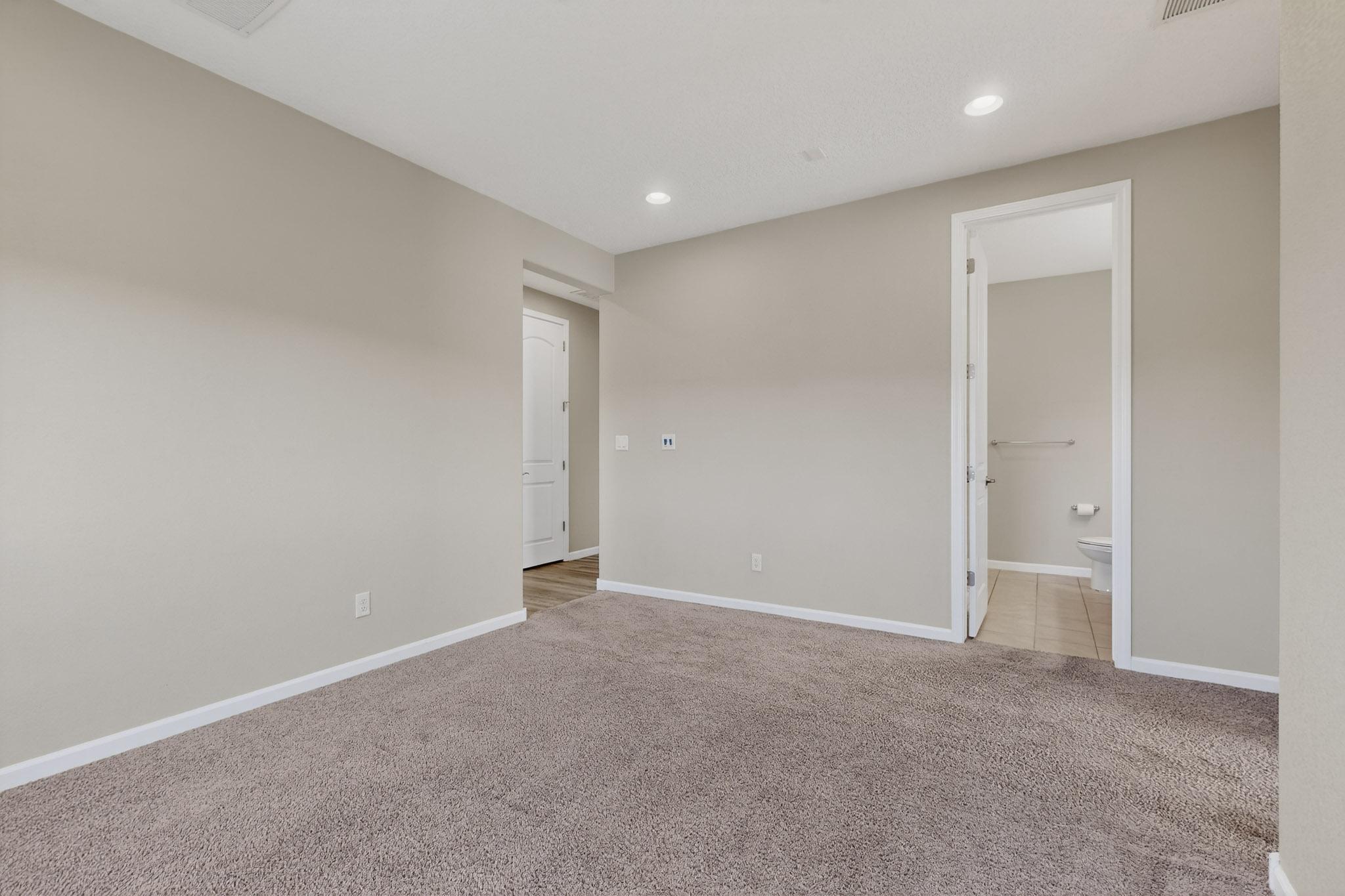 1800 Duke City Street SE