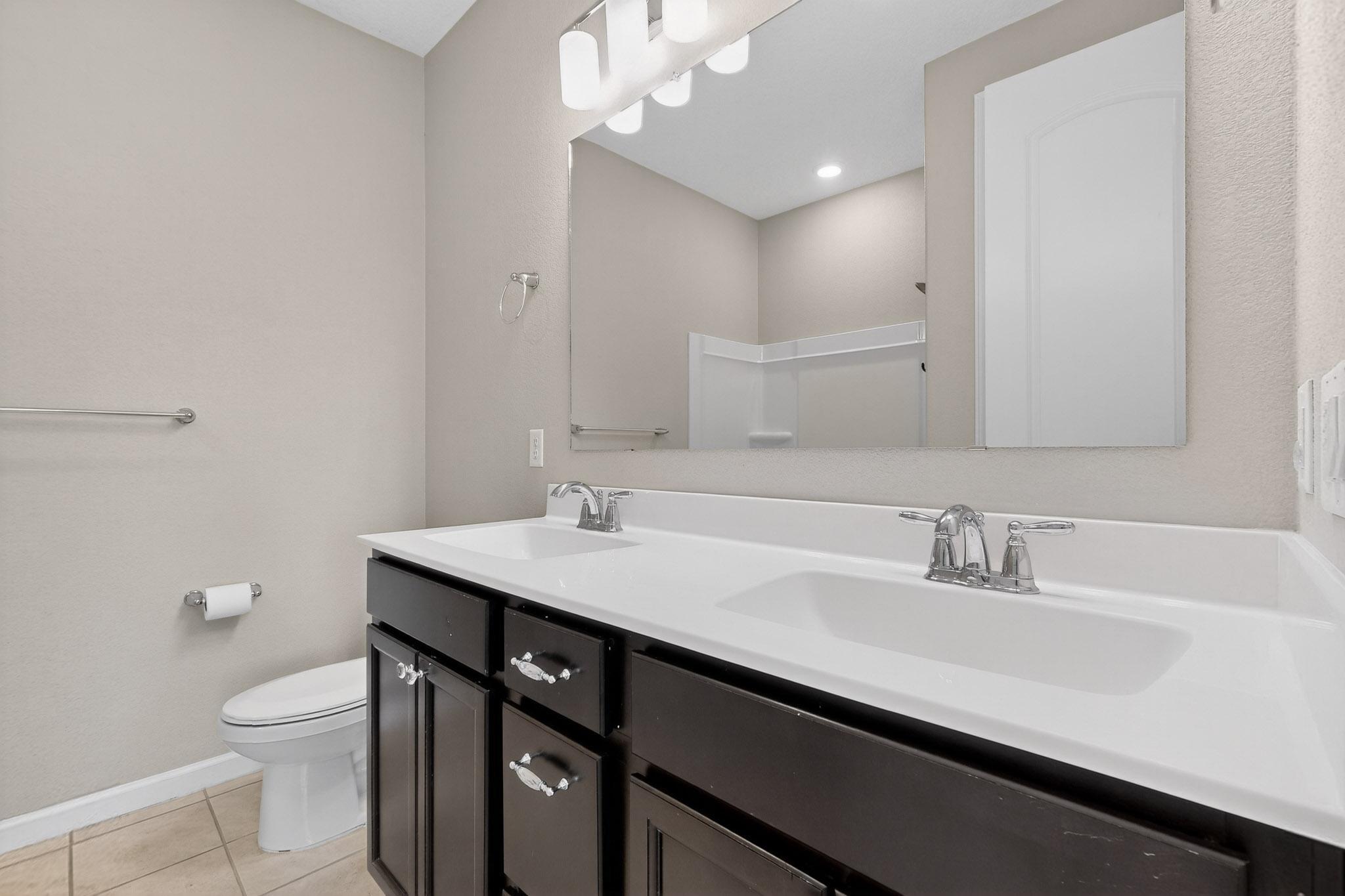 1800 Duke City Street SE