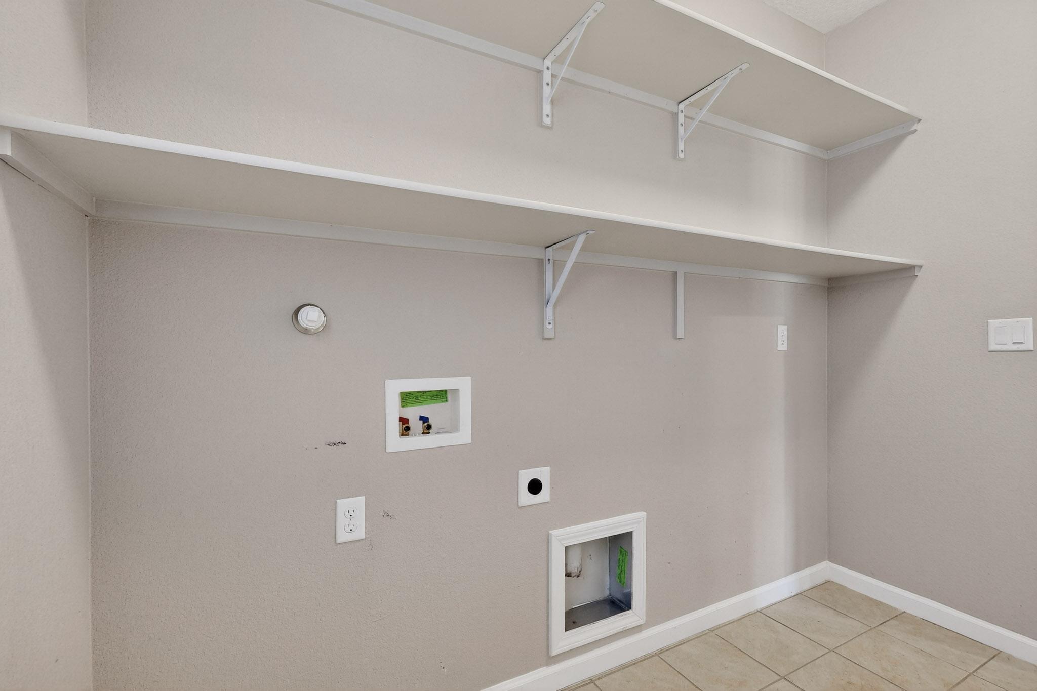 1800 Duke City Street SE