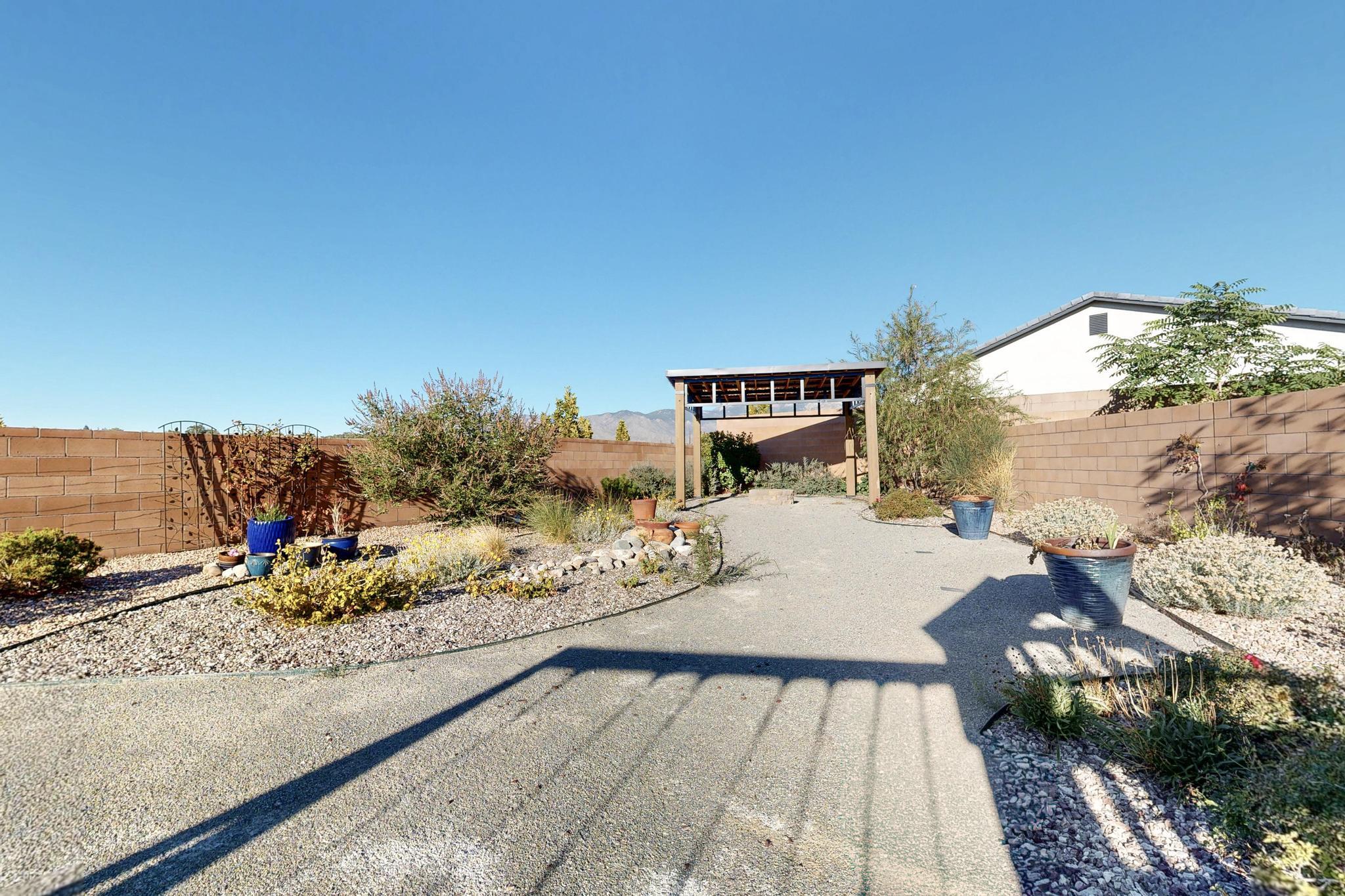 1800 Duke City Street SE