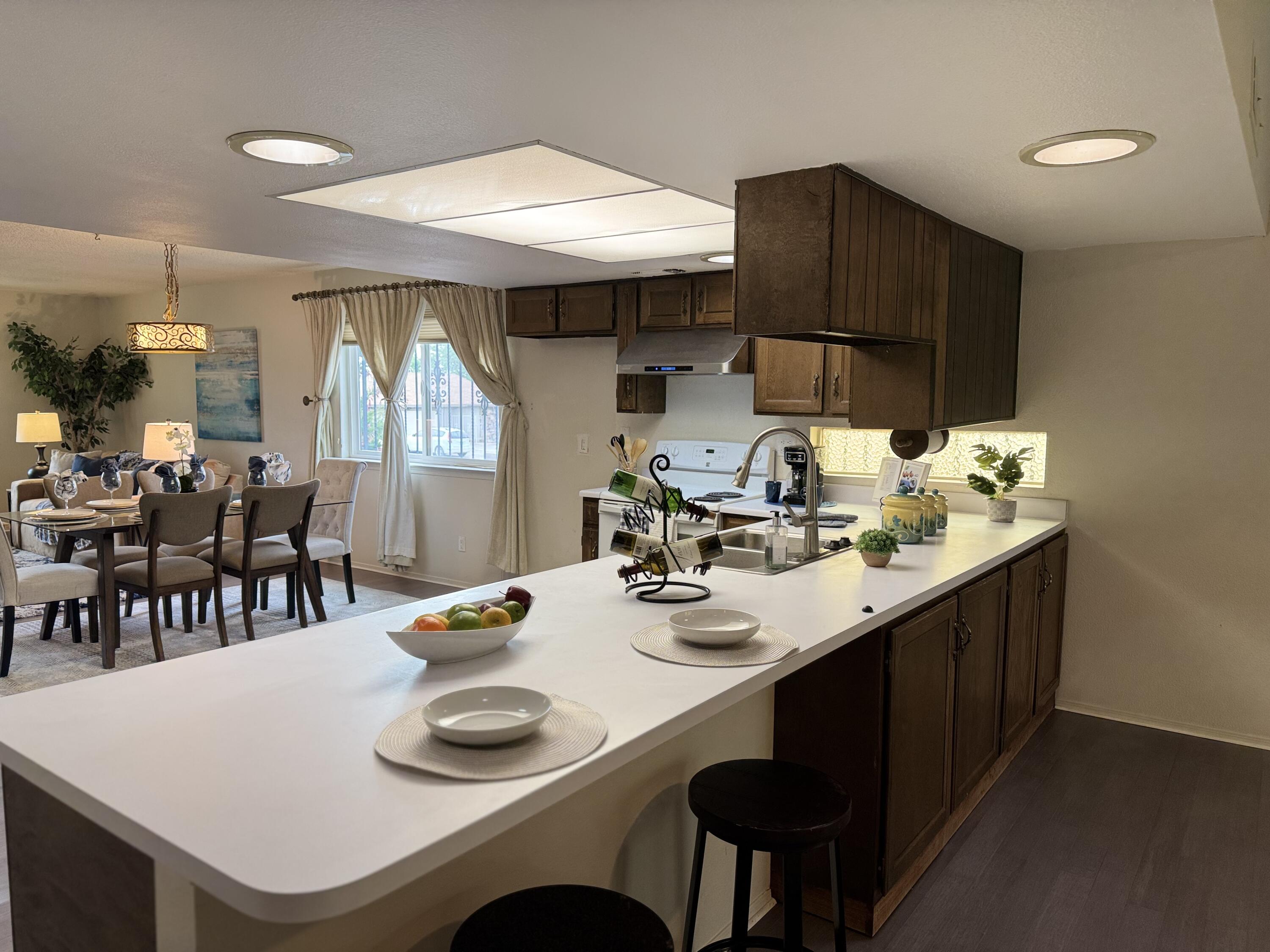 6909 Welton Drive NE