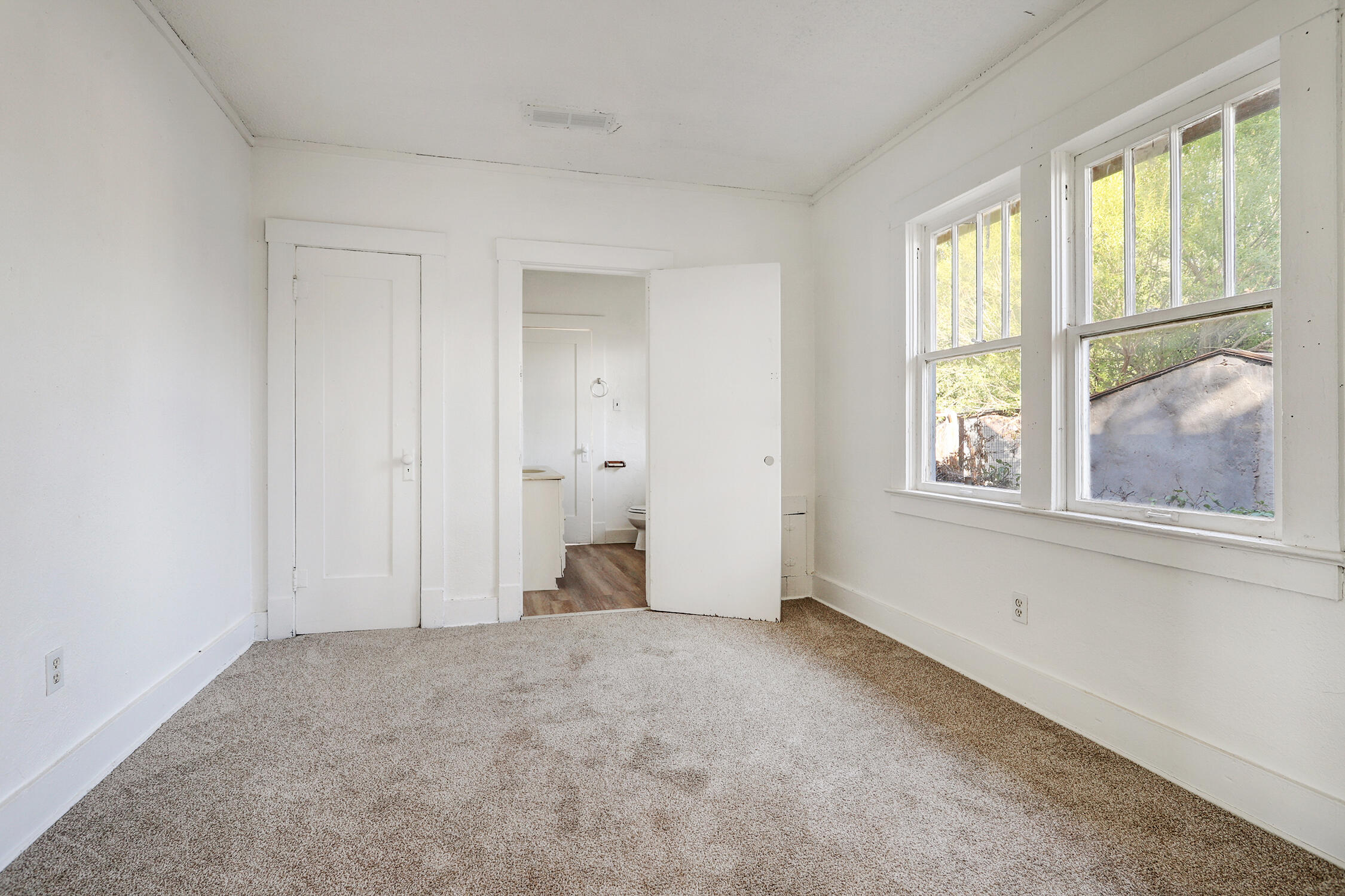 1030 Melanie Lane