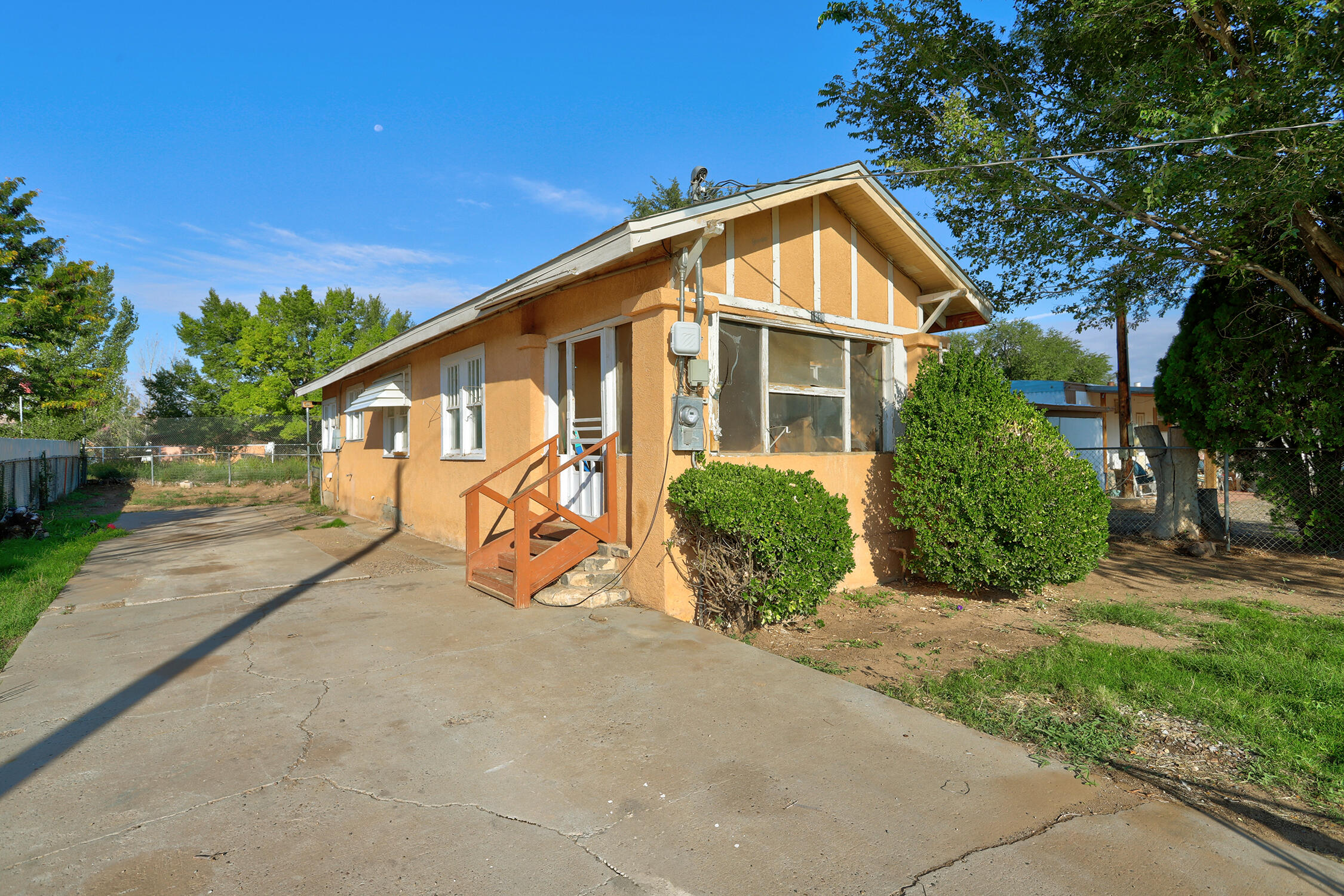 1030 Melanie Lane