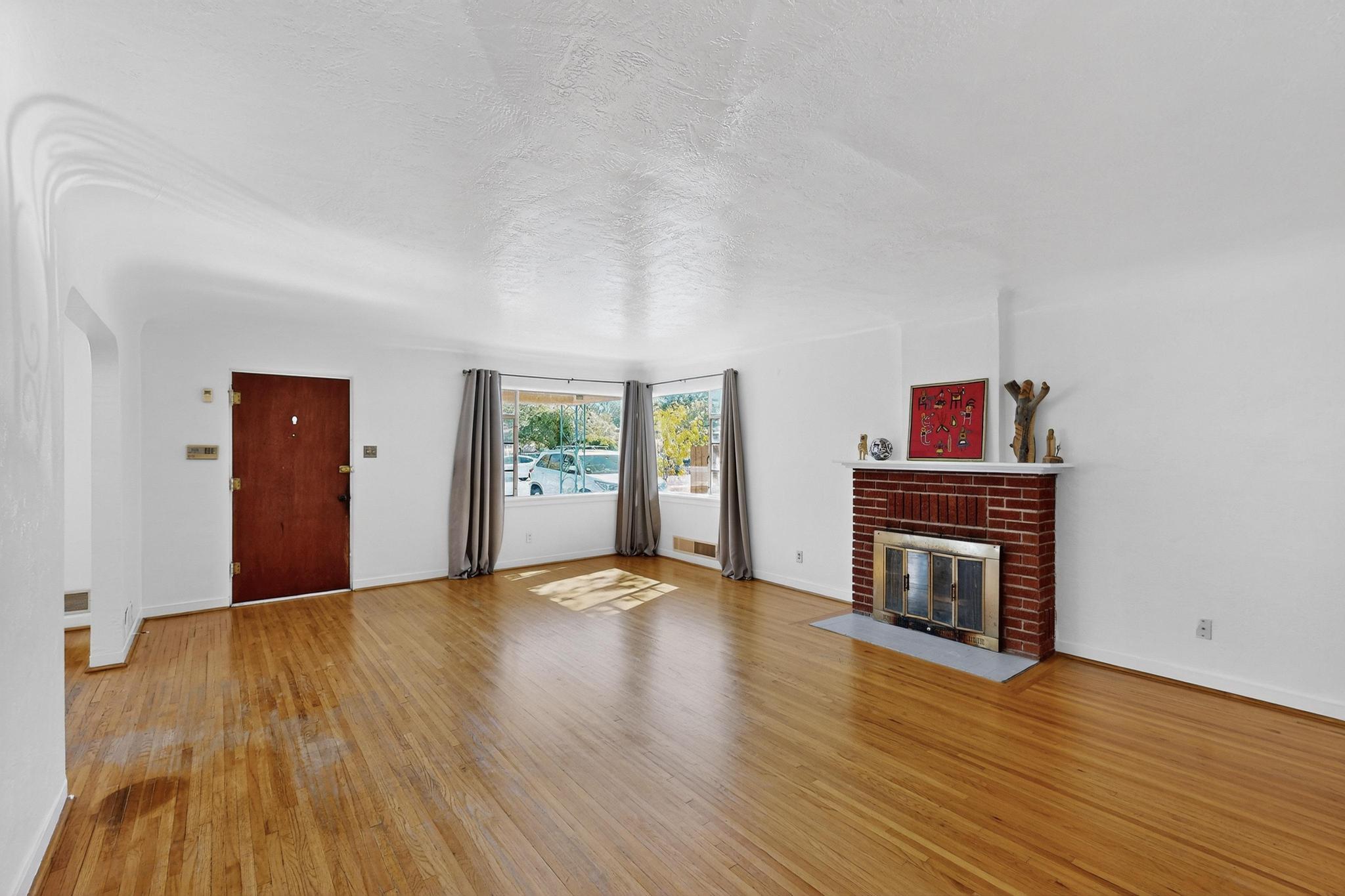 829 Jefferson Street NE