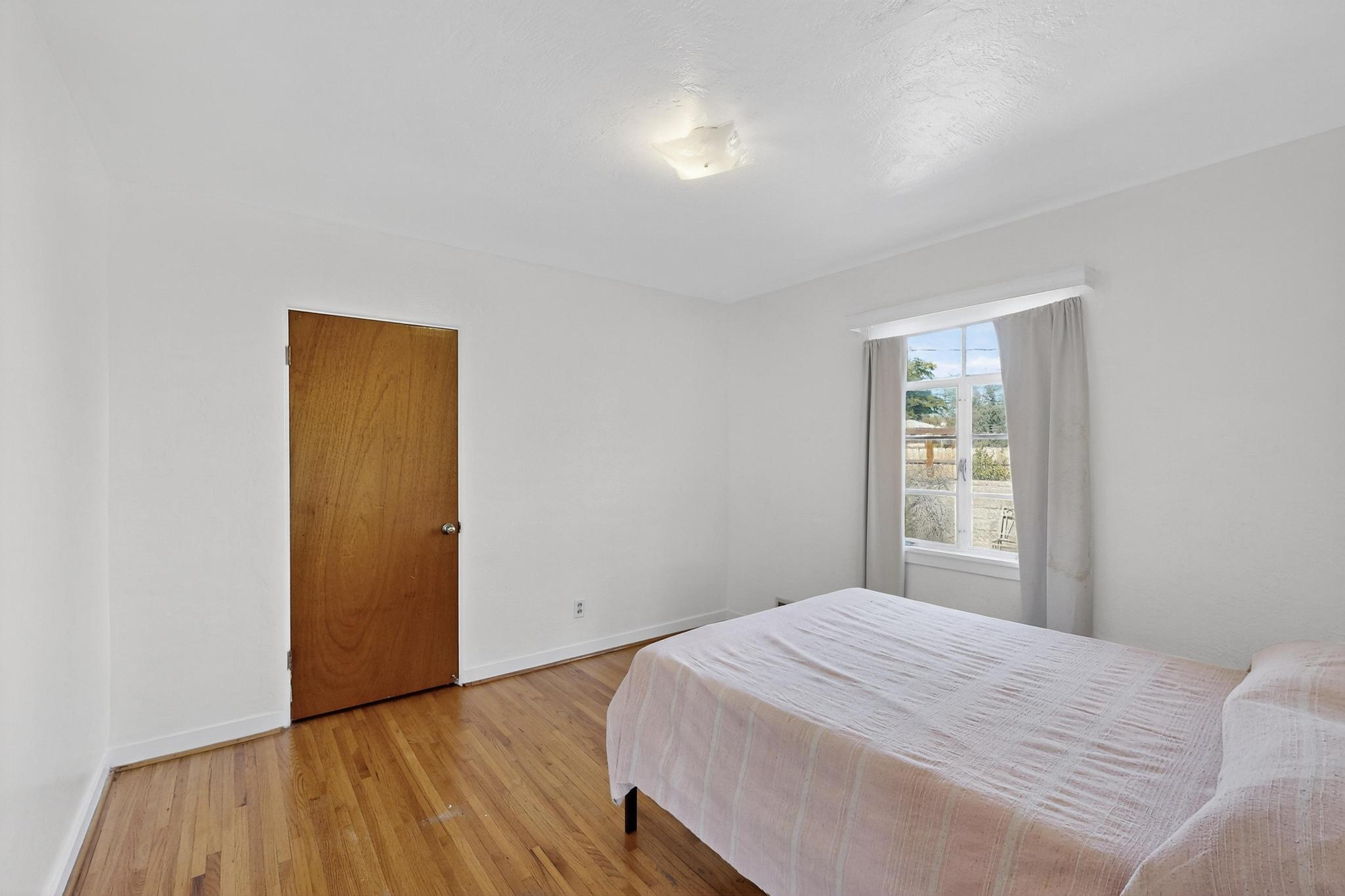 829 Jefferson Street NE