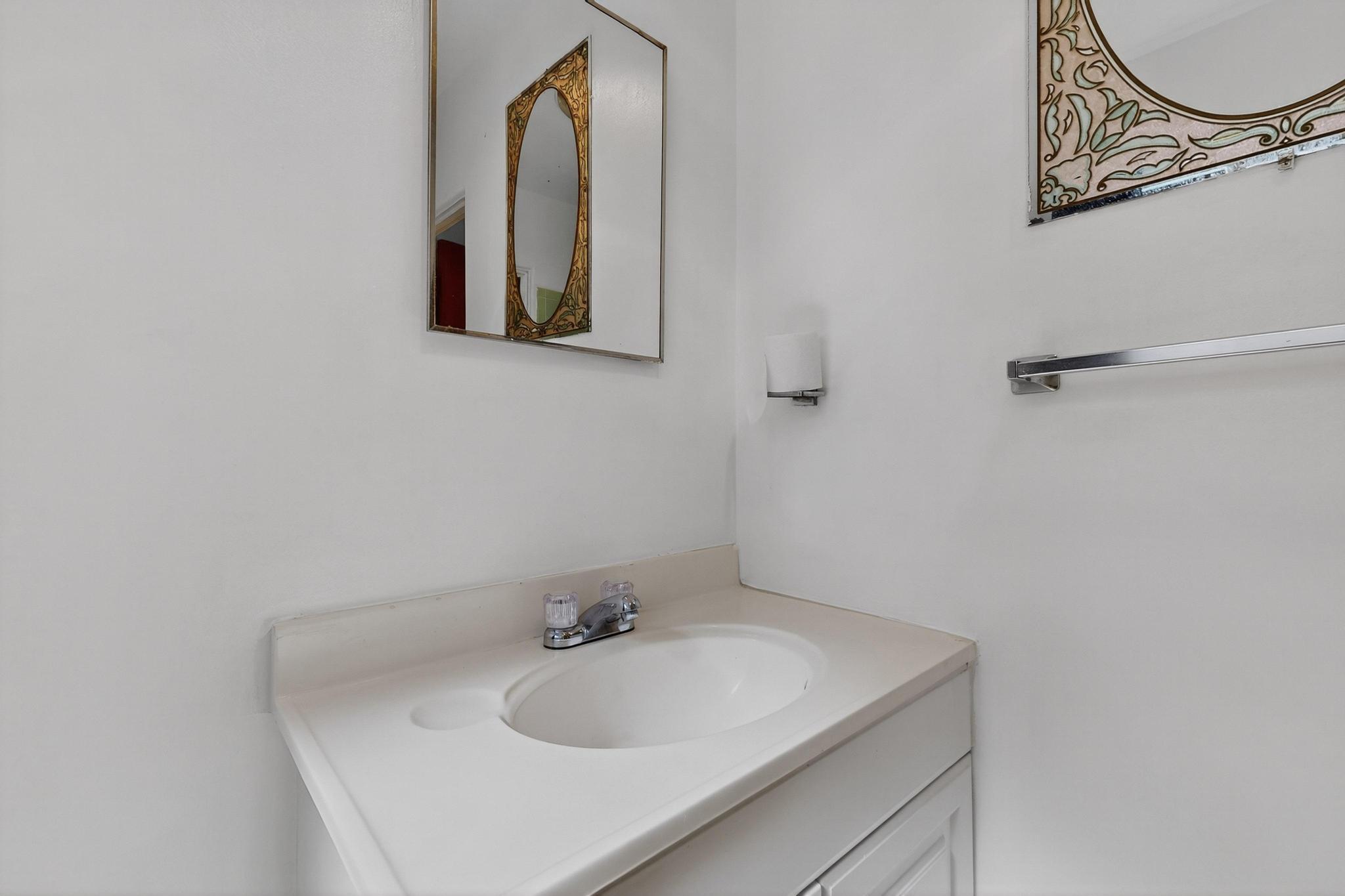 829 Jefferson Street NE