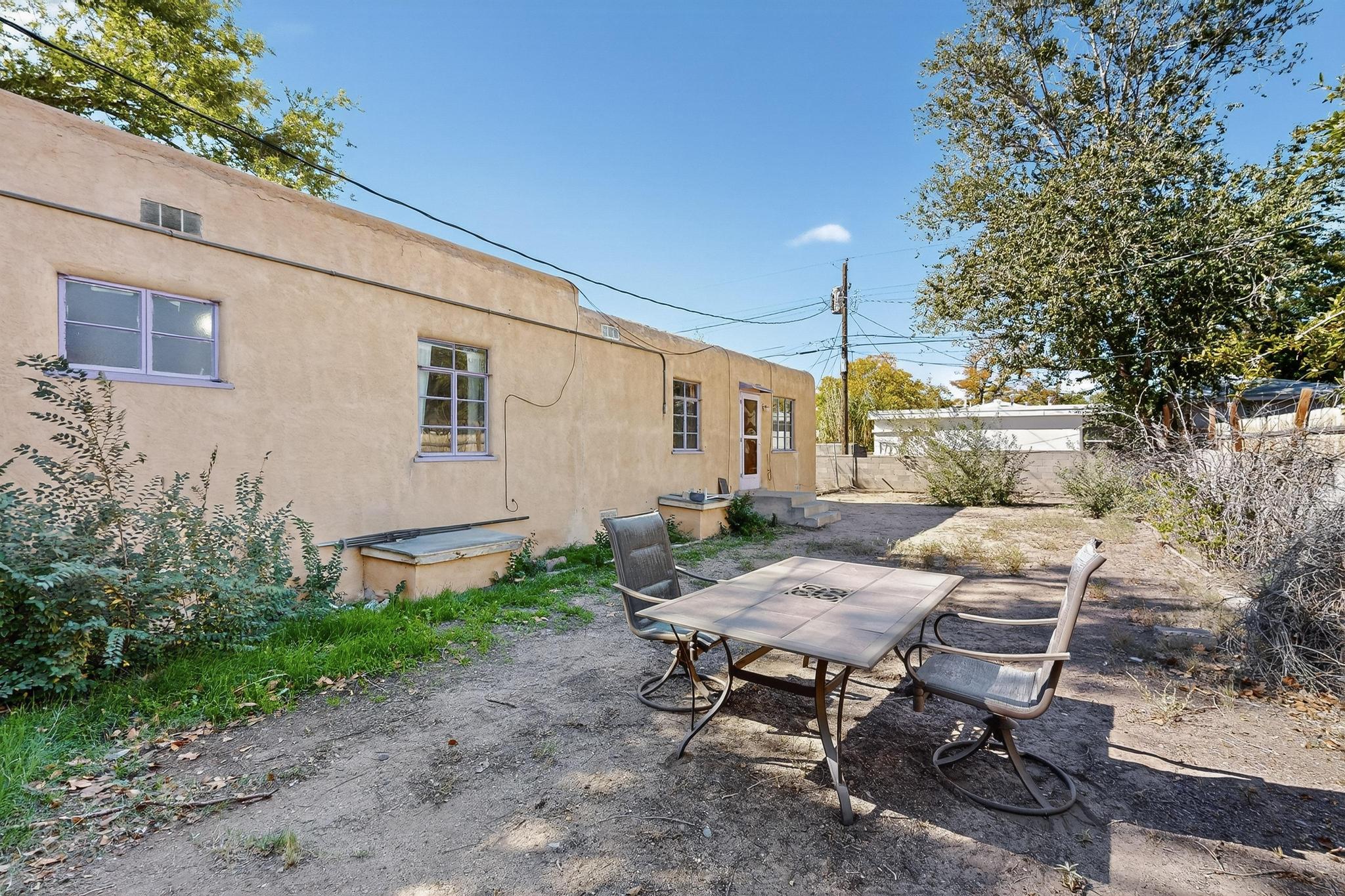 829 Jefferson Street NE