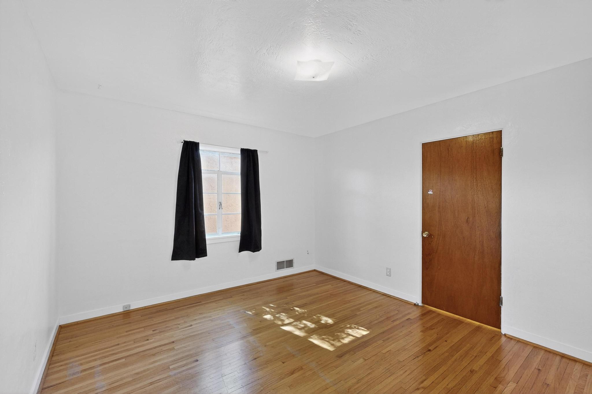 829 Jefferson Street NE