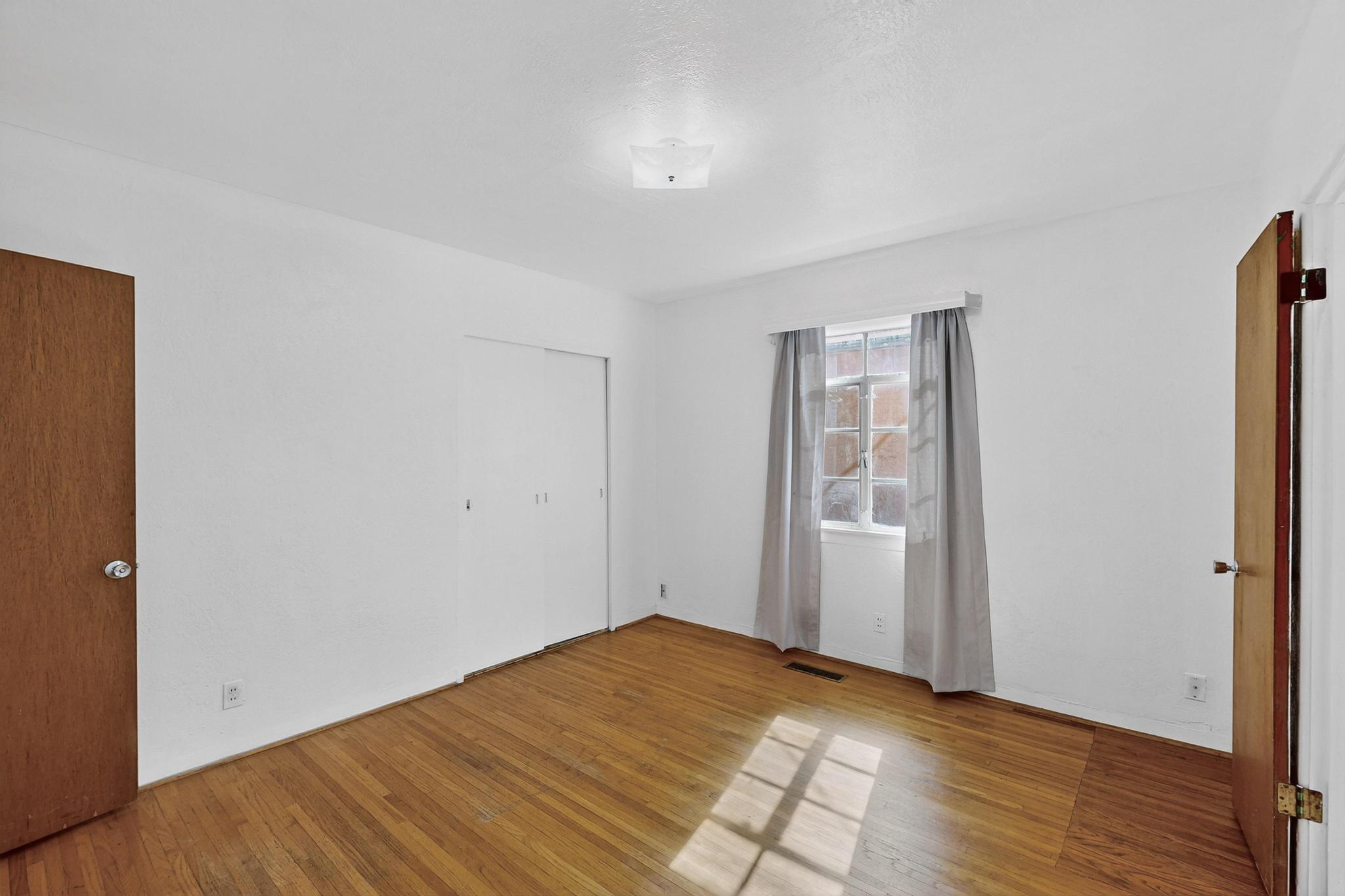 829 Jefferson Street NE