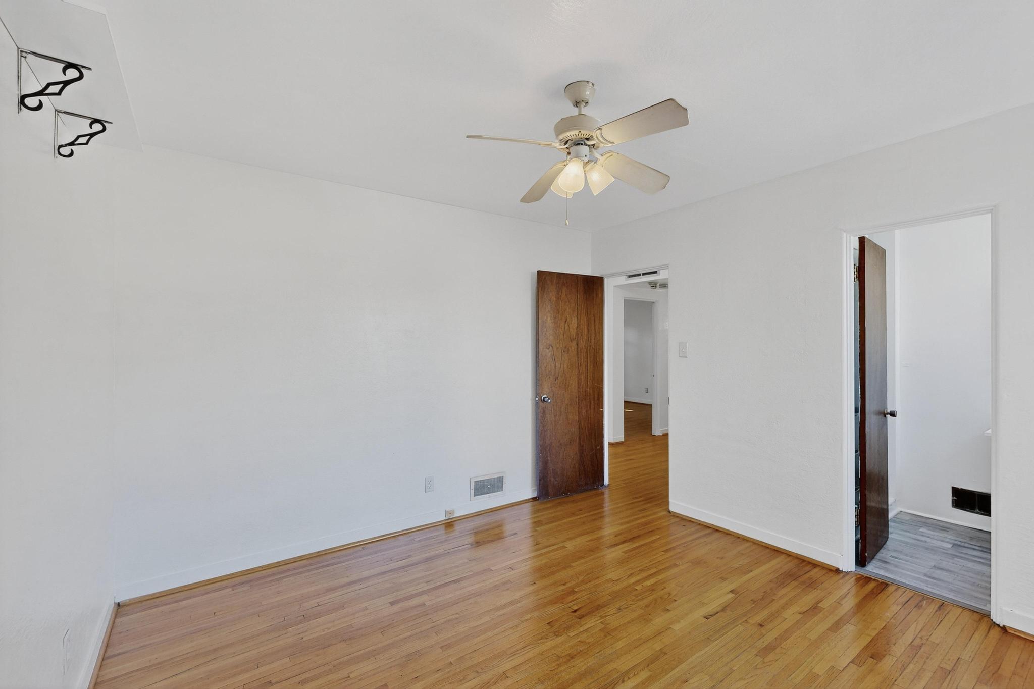 829 Jefferson Street NE