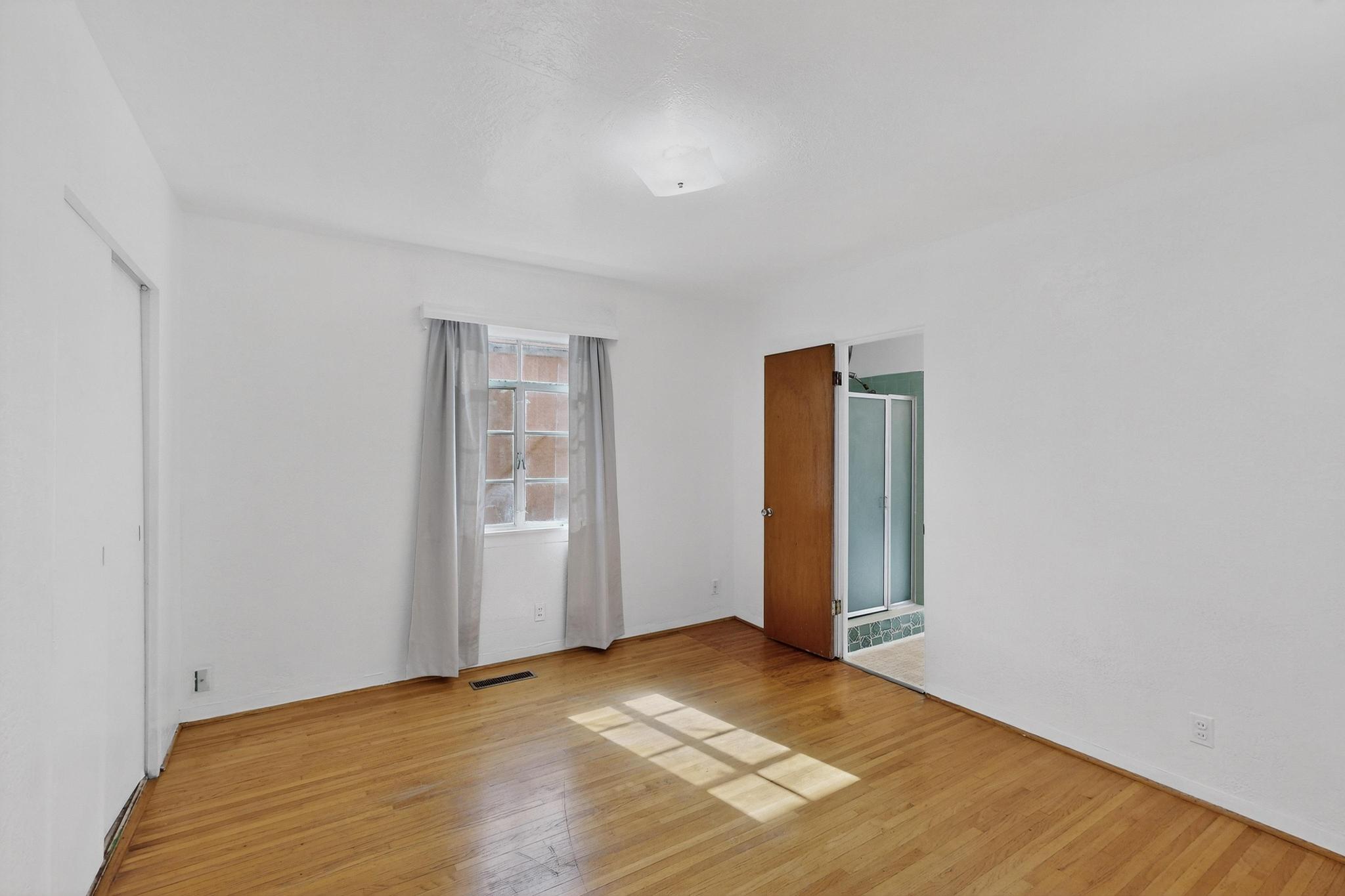 829 Jefferson Street NE