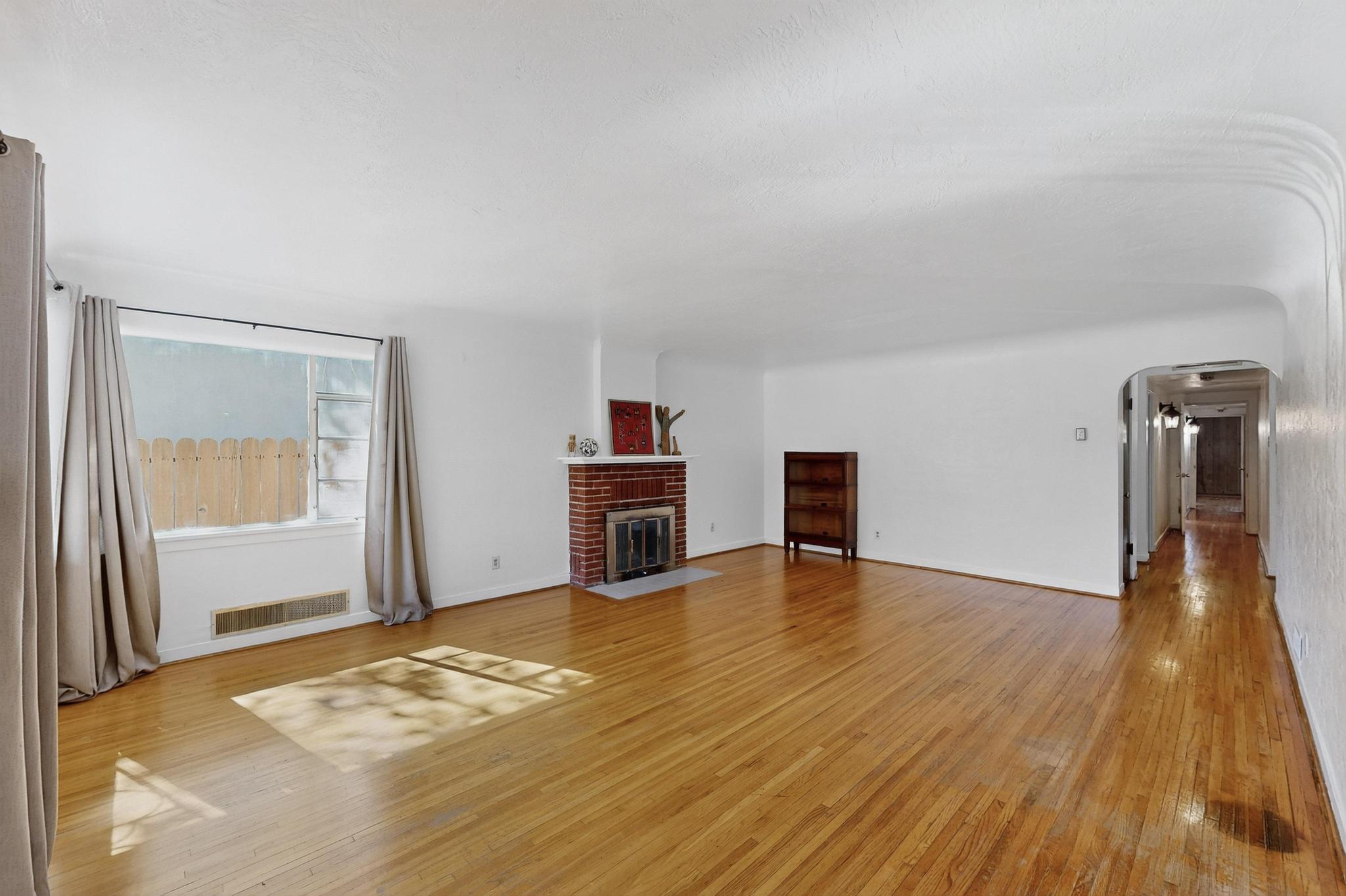 829 Jefferson Street NE