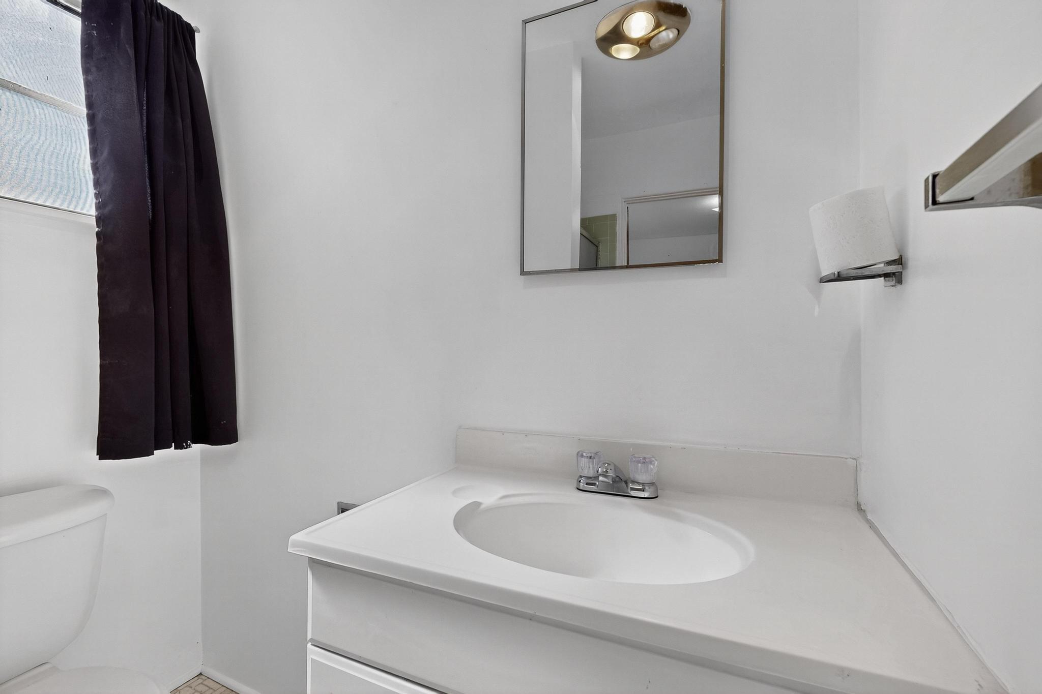 829 Jefferson Street NE