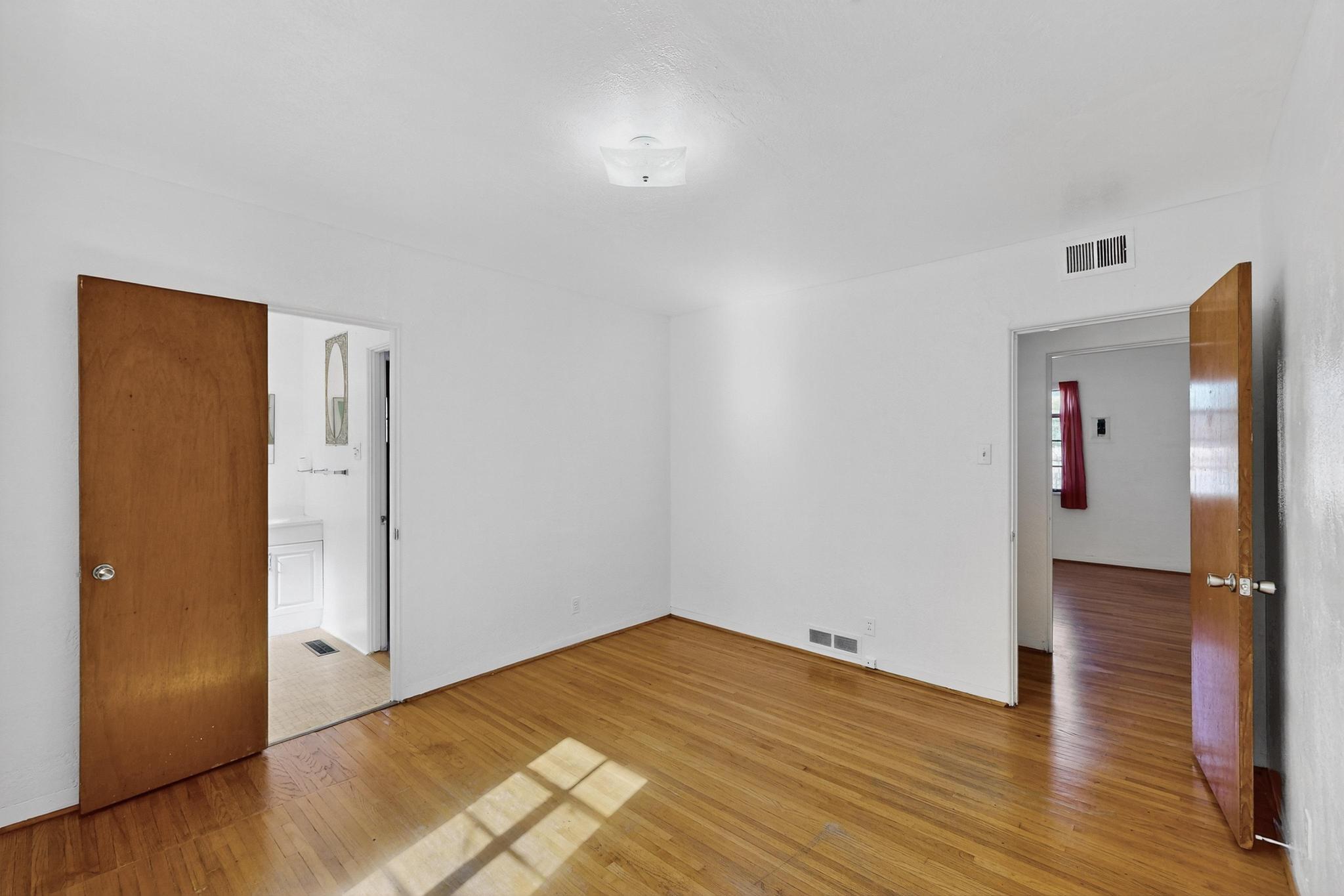 829 Jefferson Street NE