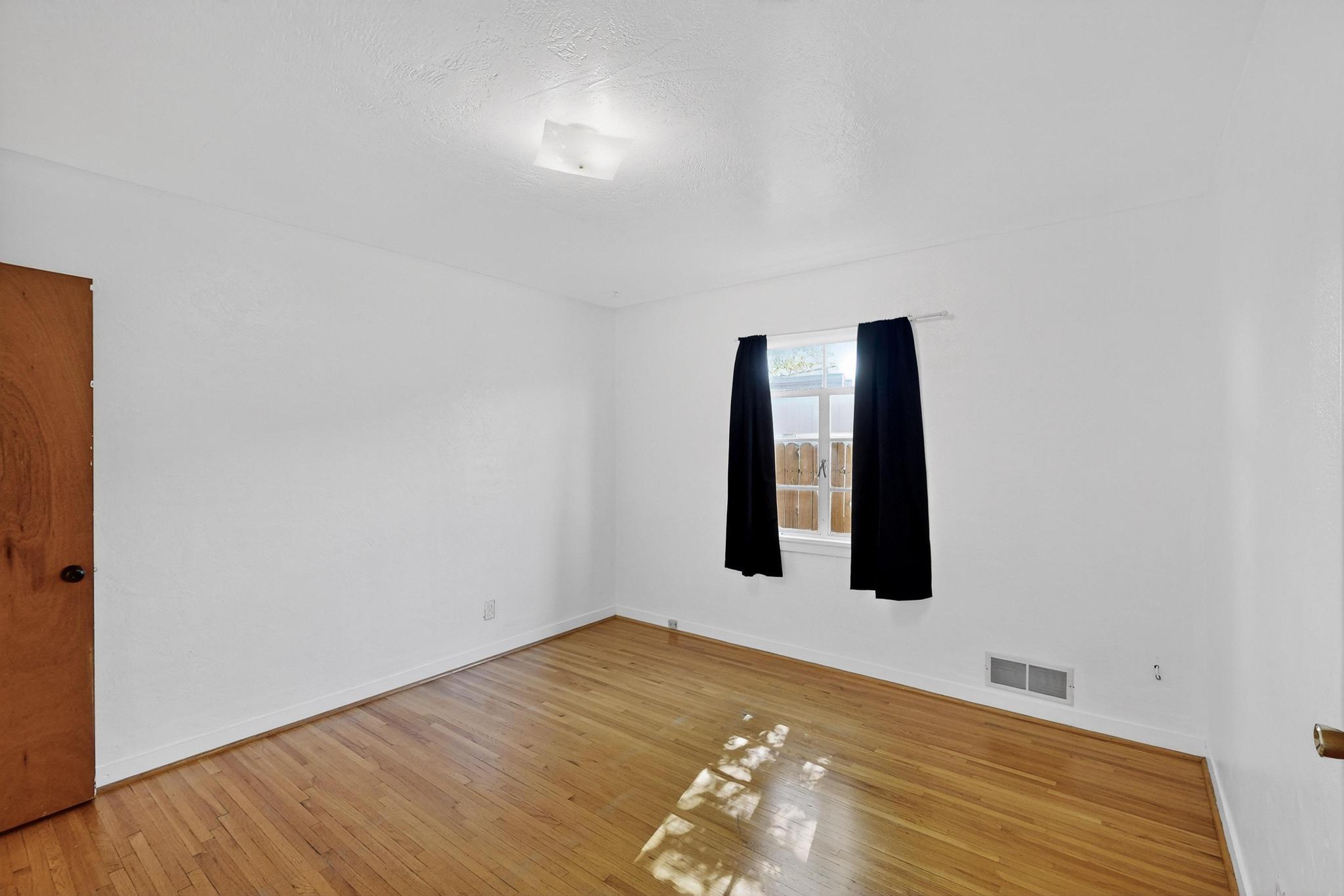 829 Jefferson Street NE