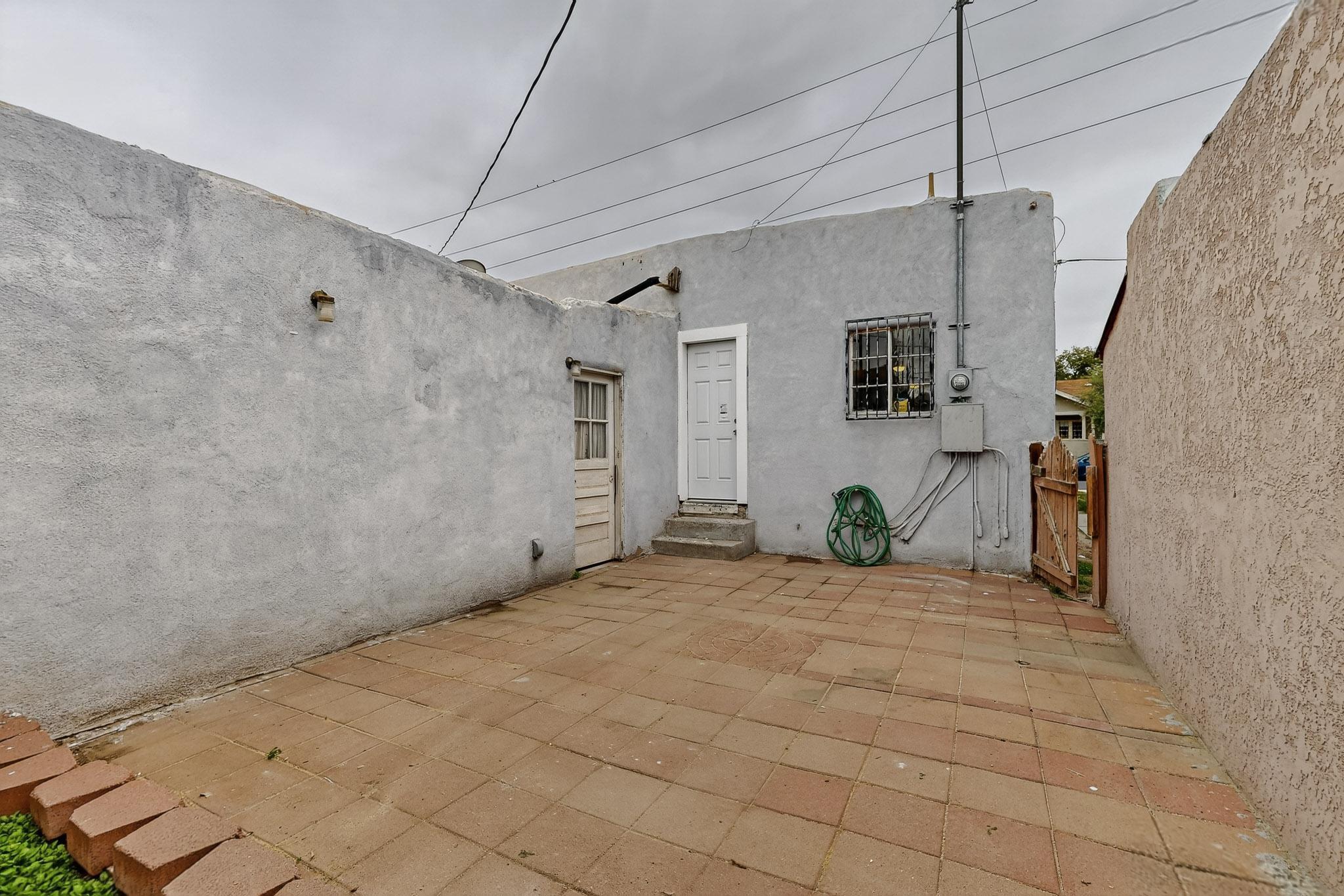 318 9th Street SW
