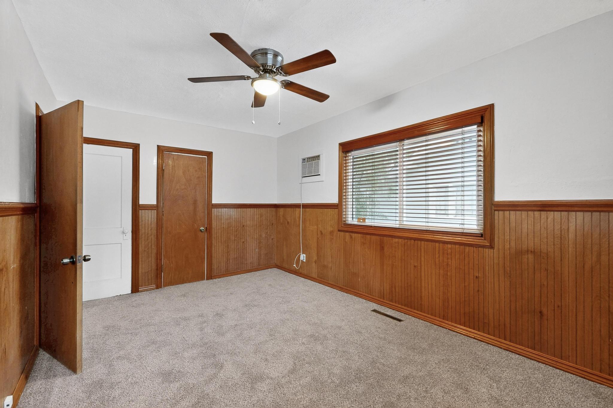 318 9th Street SW