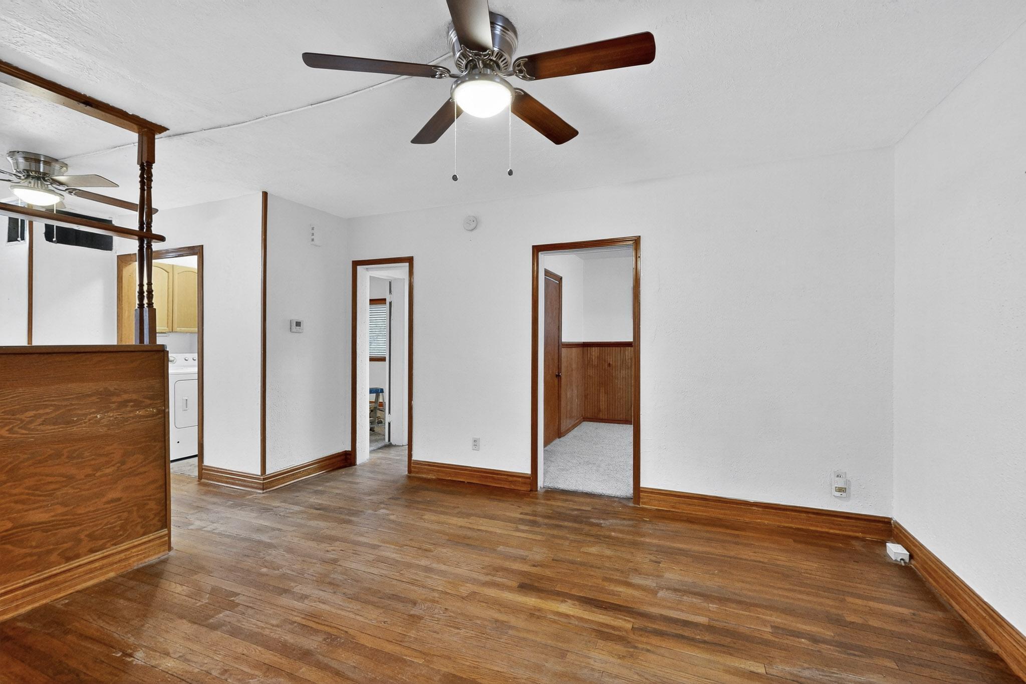318 9th Street SW