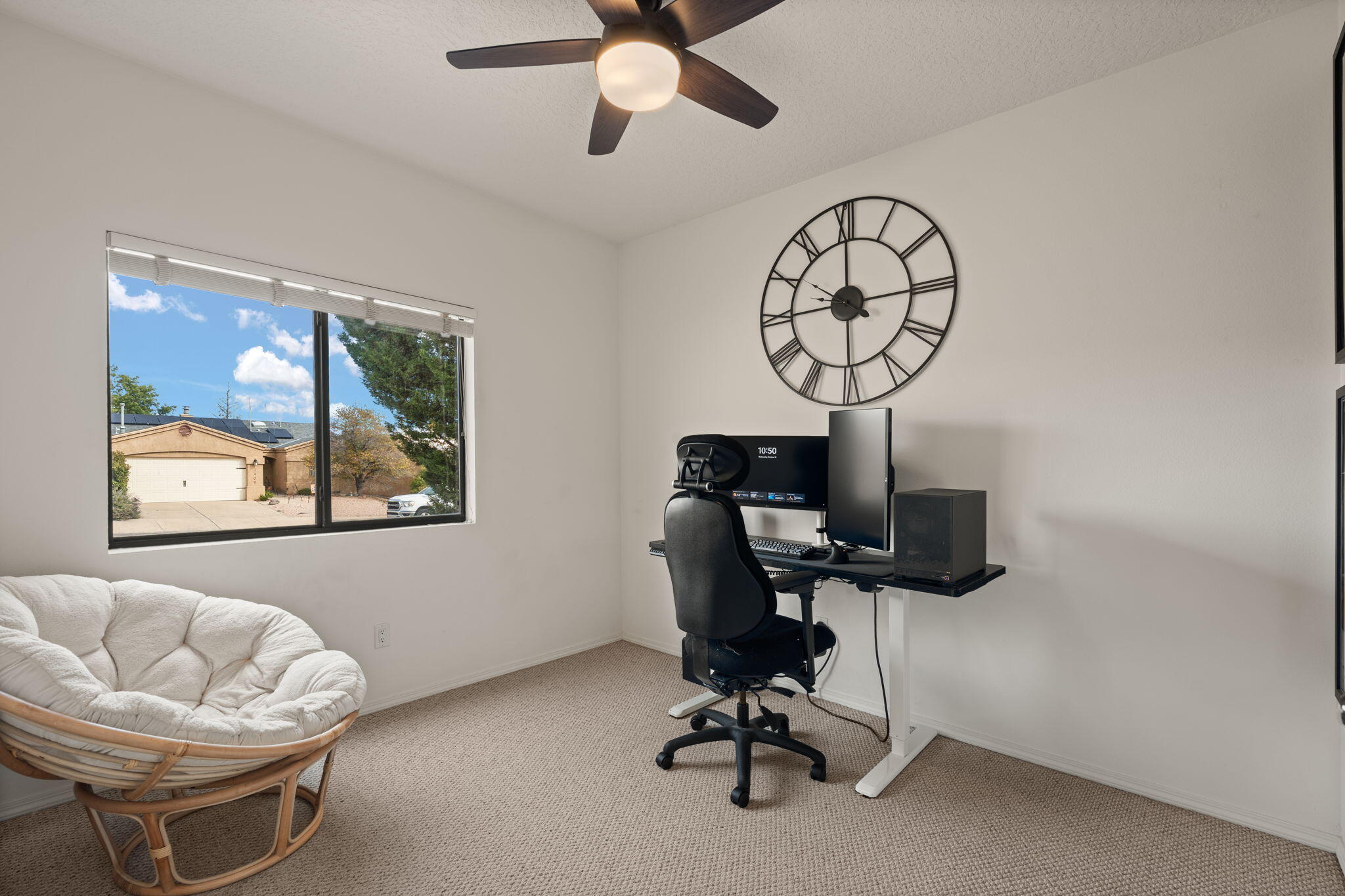 7408 Cerros Place NW