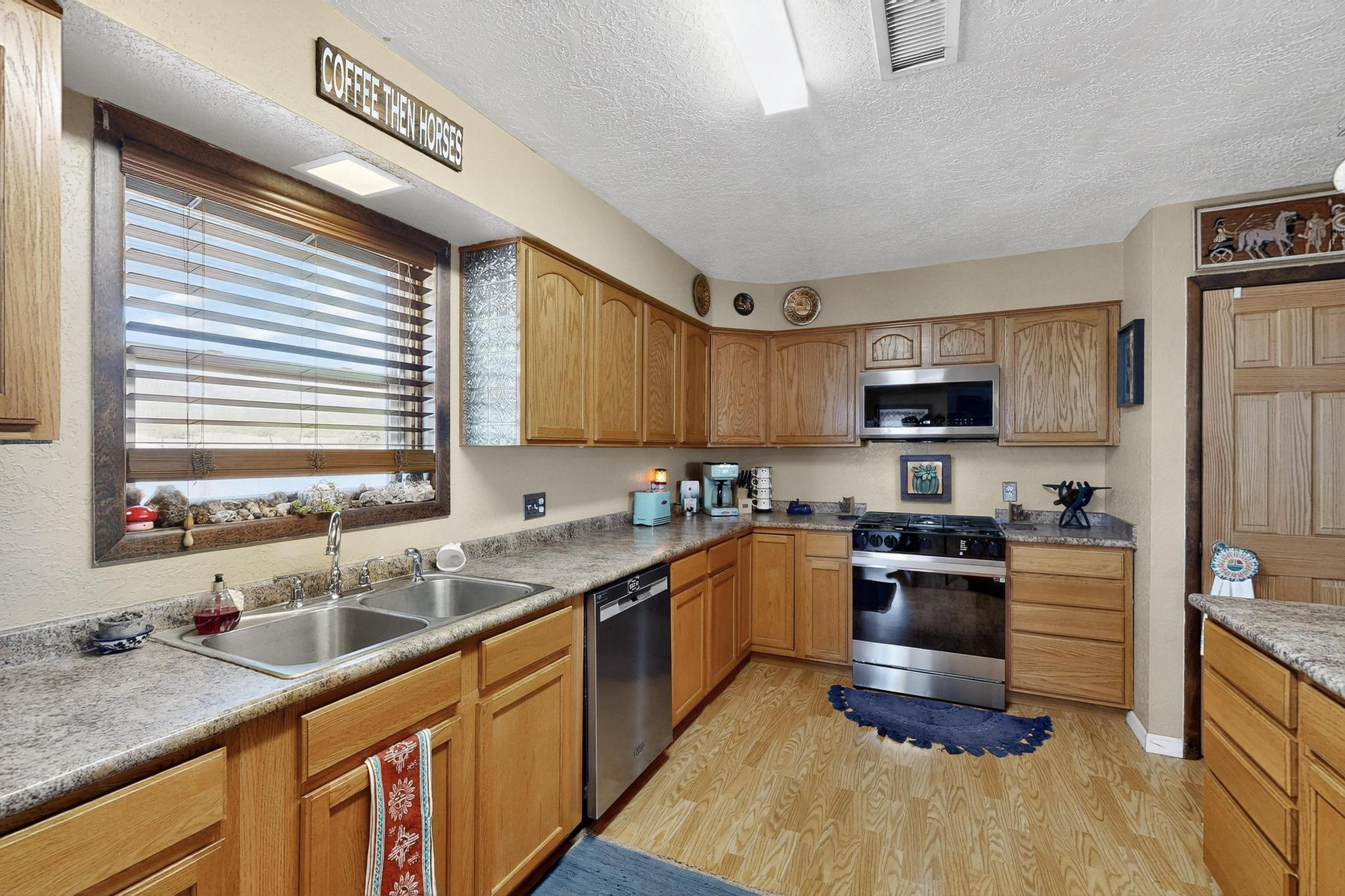 161 W Frontage Road