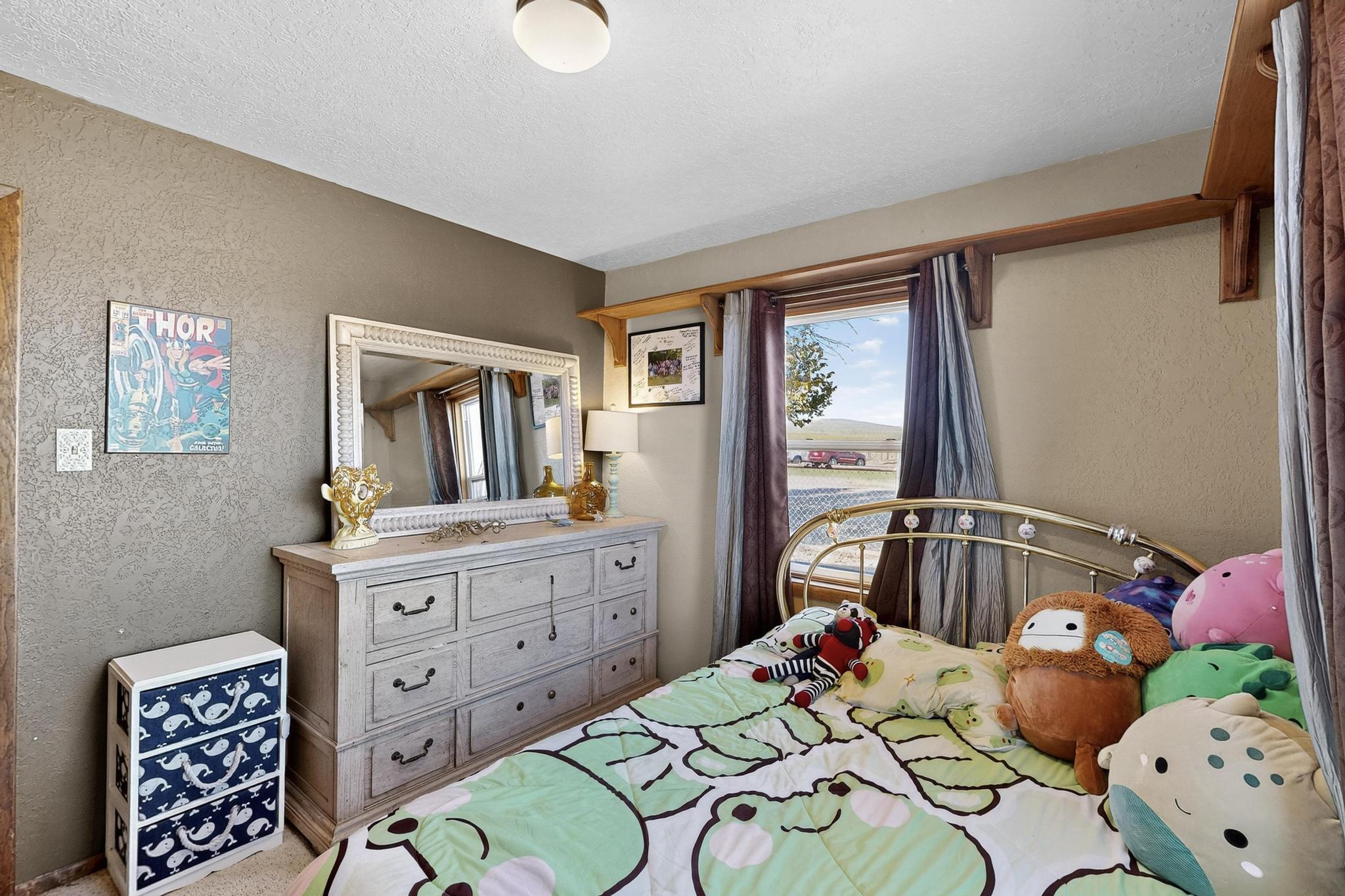 161 W Frontage Road
