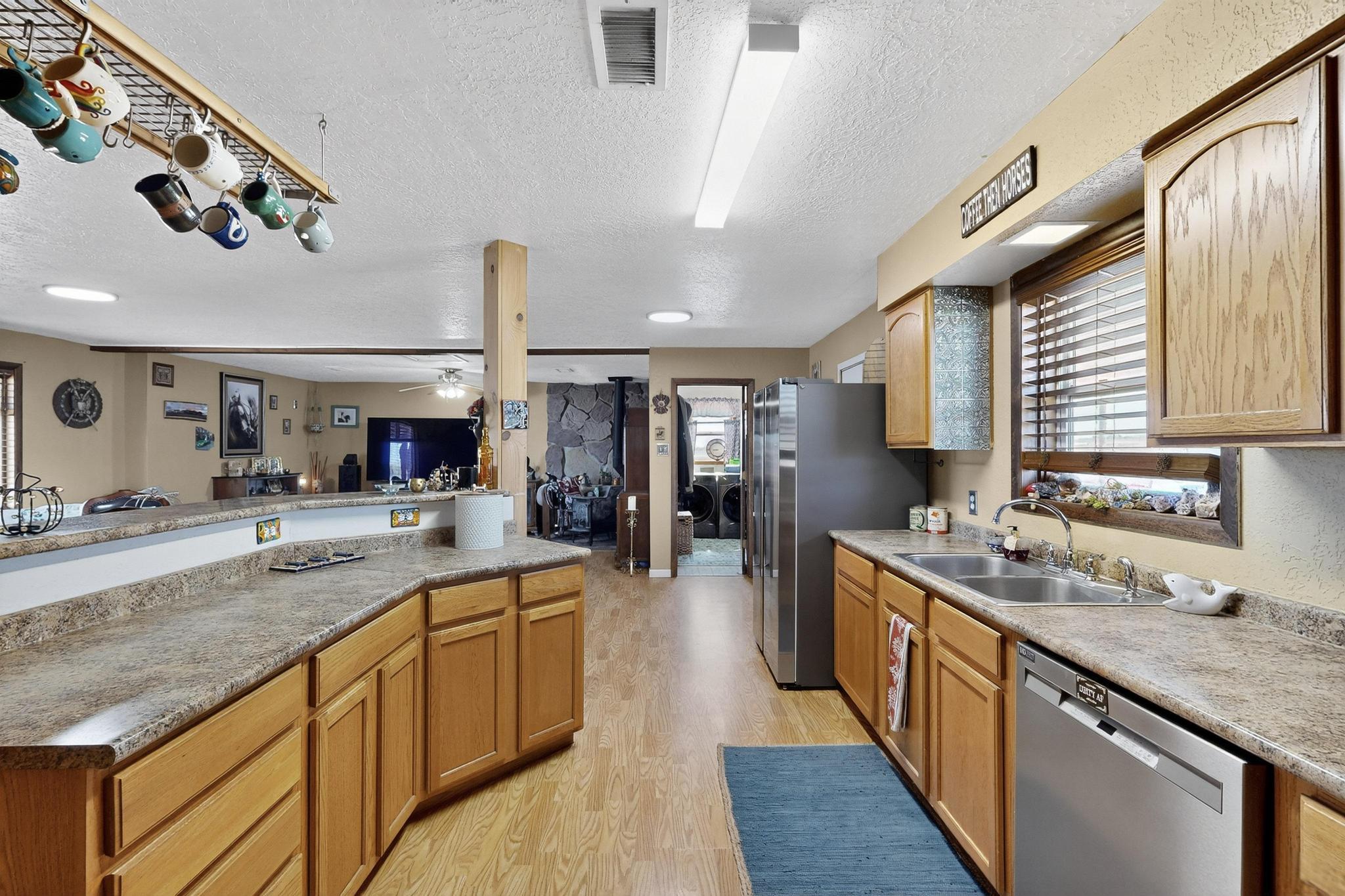 161 W Frontage Road