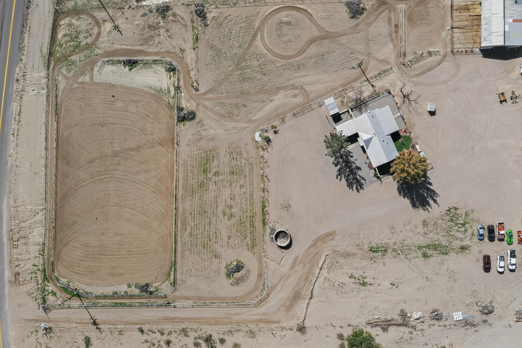 161 W Frontage Road