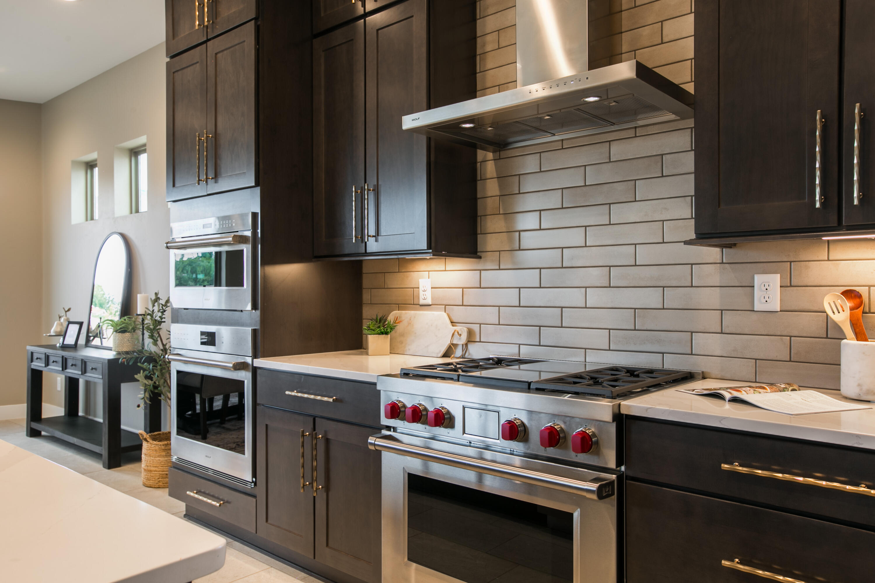 6725 Akademeia Loop NE