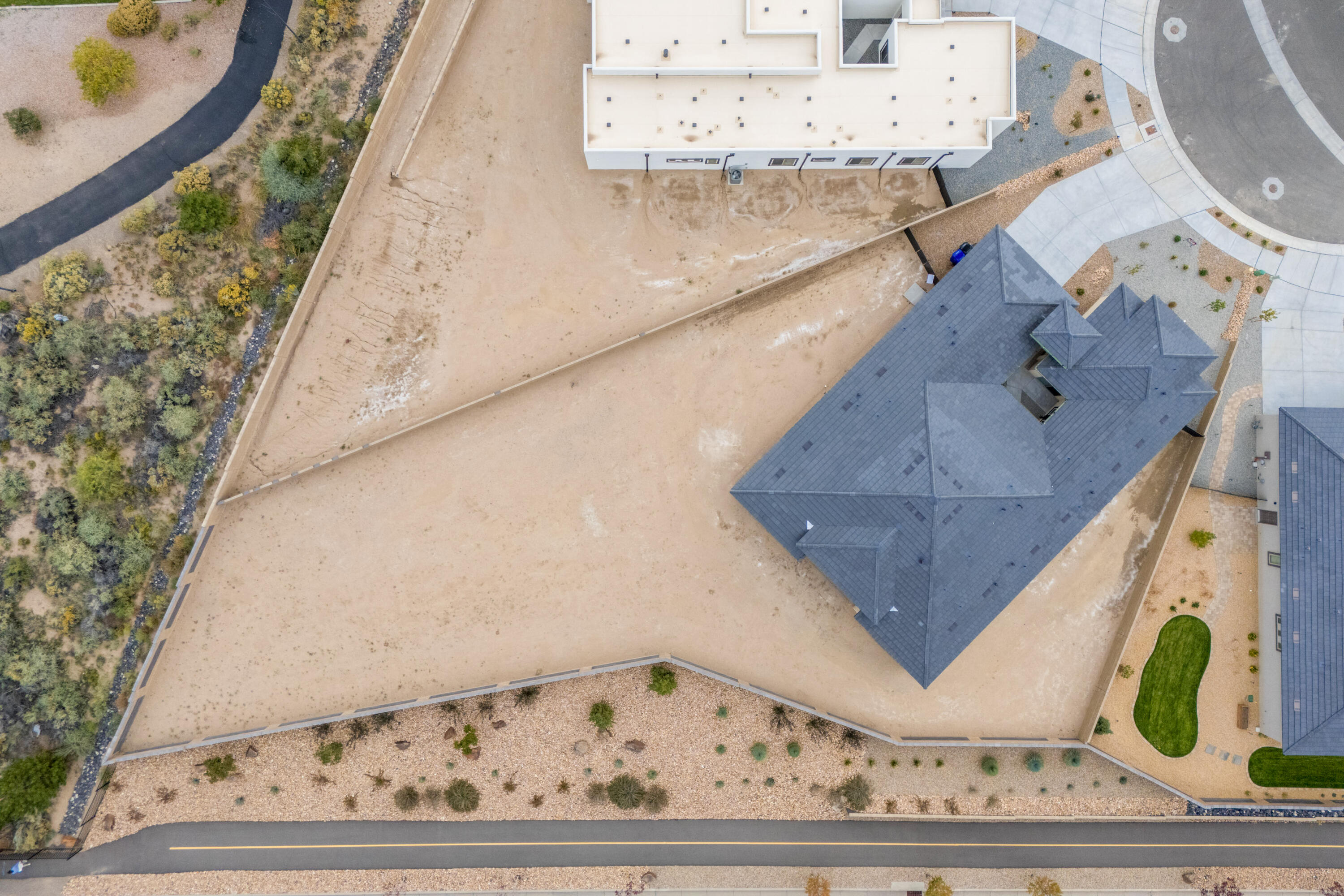 6725 Akademeia Loop NE