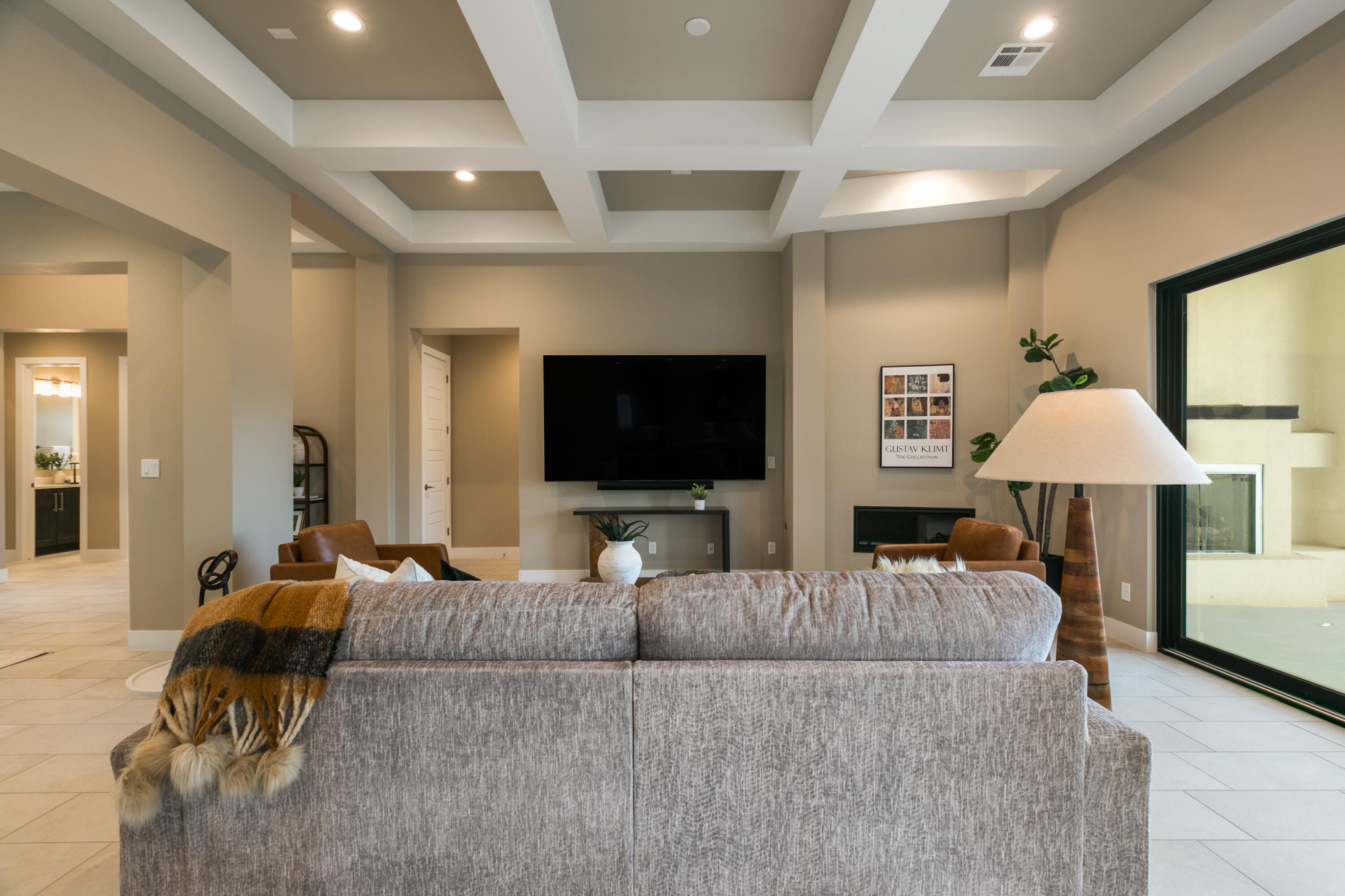 6725 Akademeia Loop NE