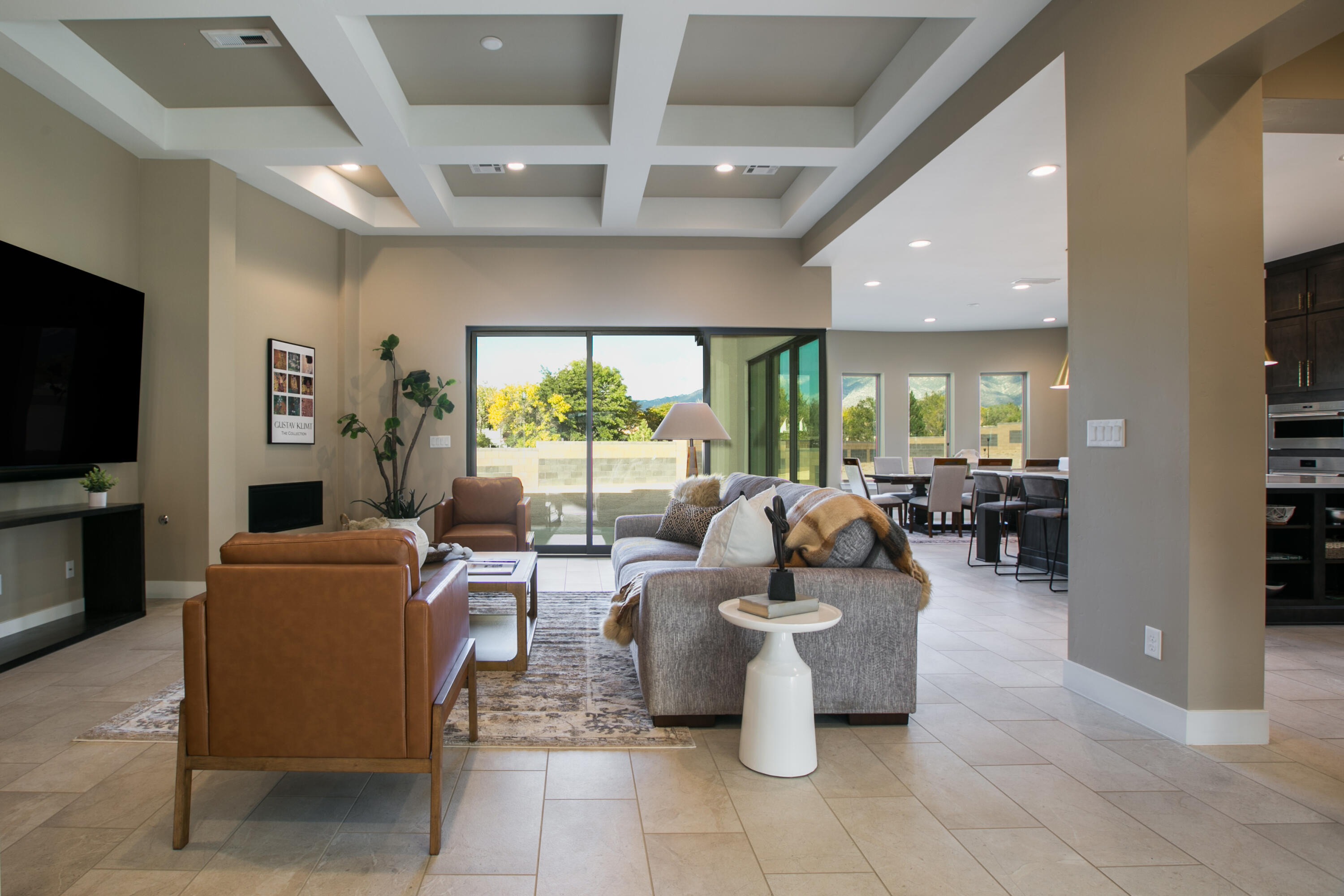 6725 Akademeia Loop NE