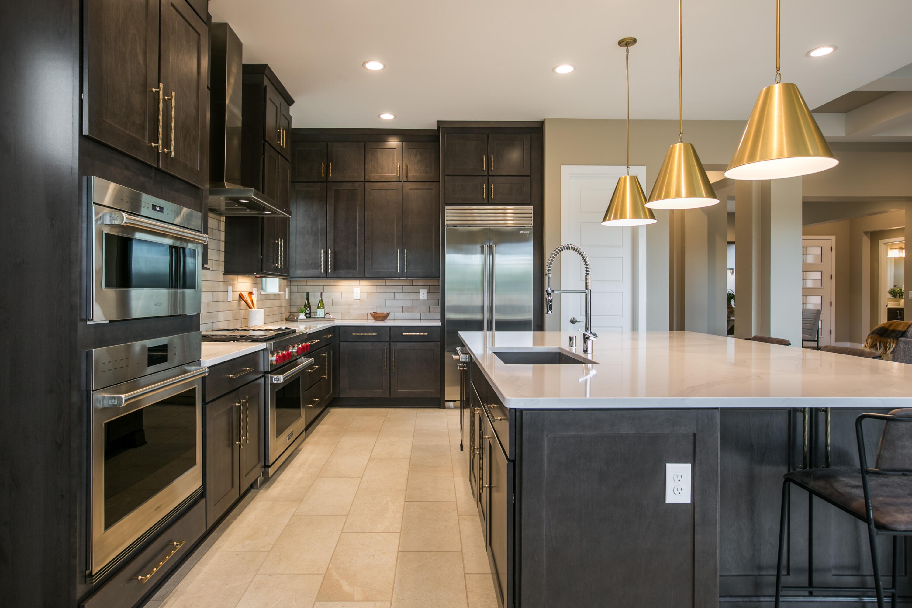 6725 Akademeia Loop NE