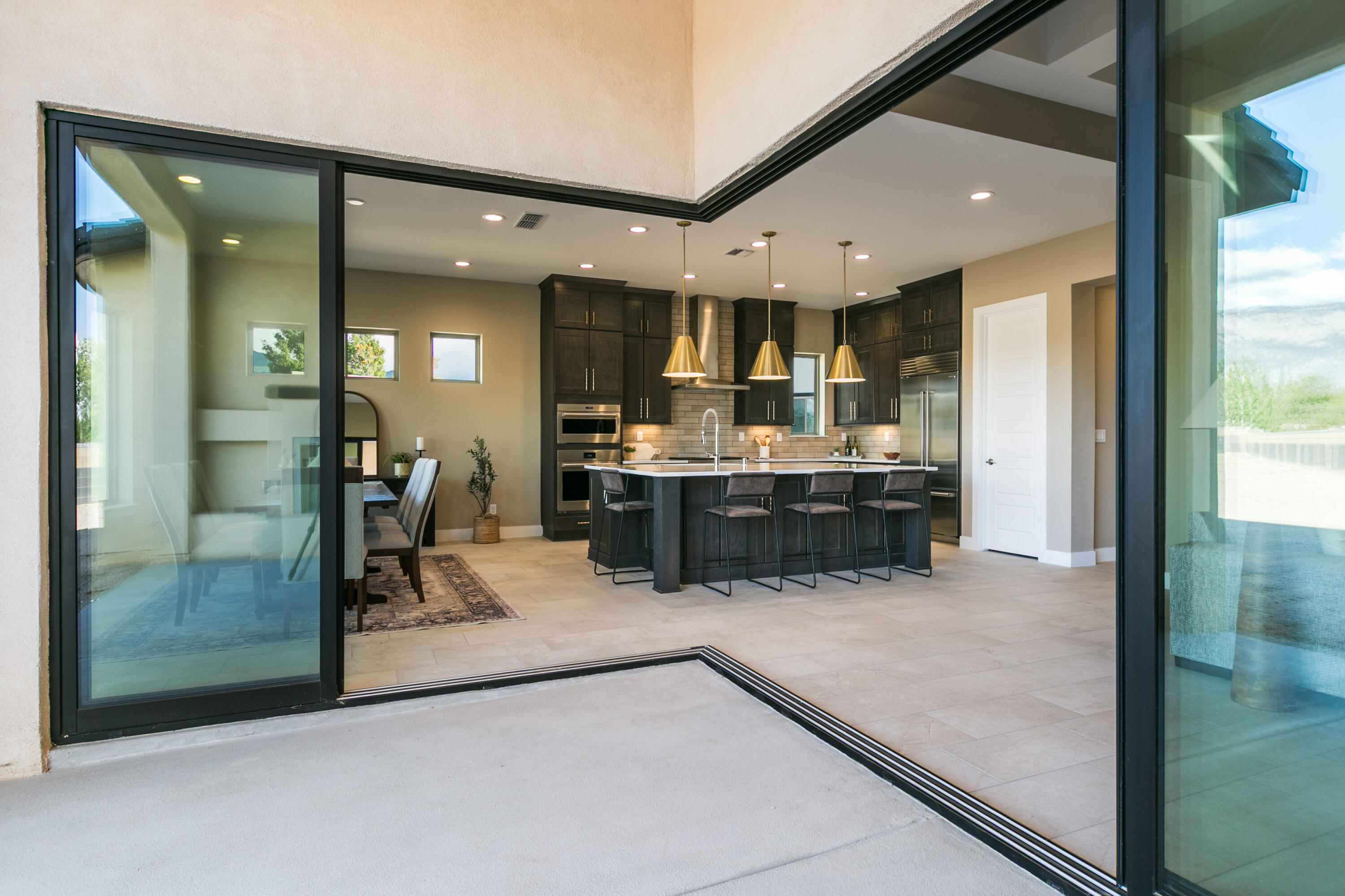 6725 Akademeia Loop NE