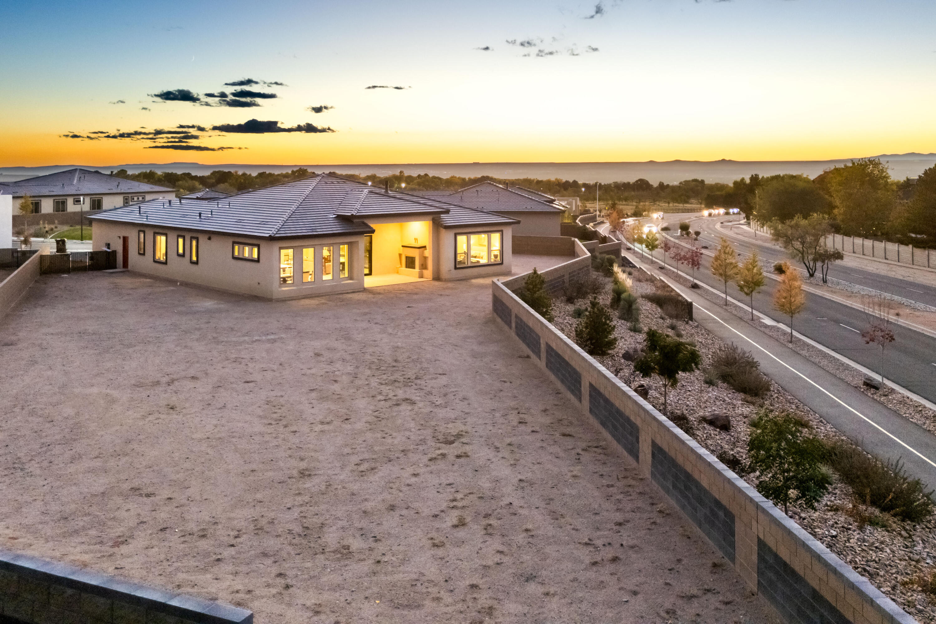 6725 Akademeia Loop NE