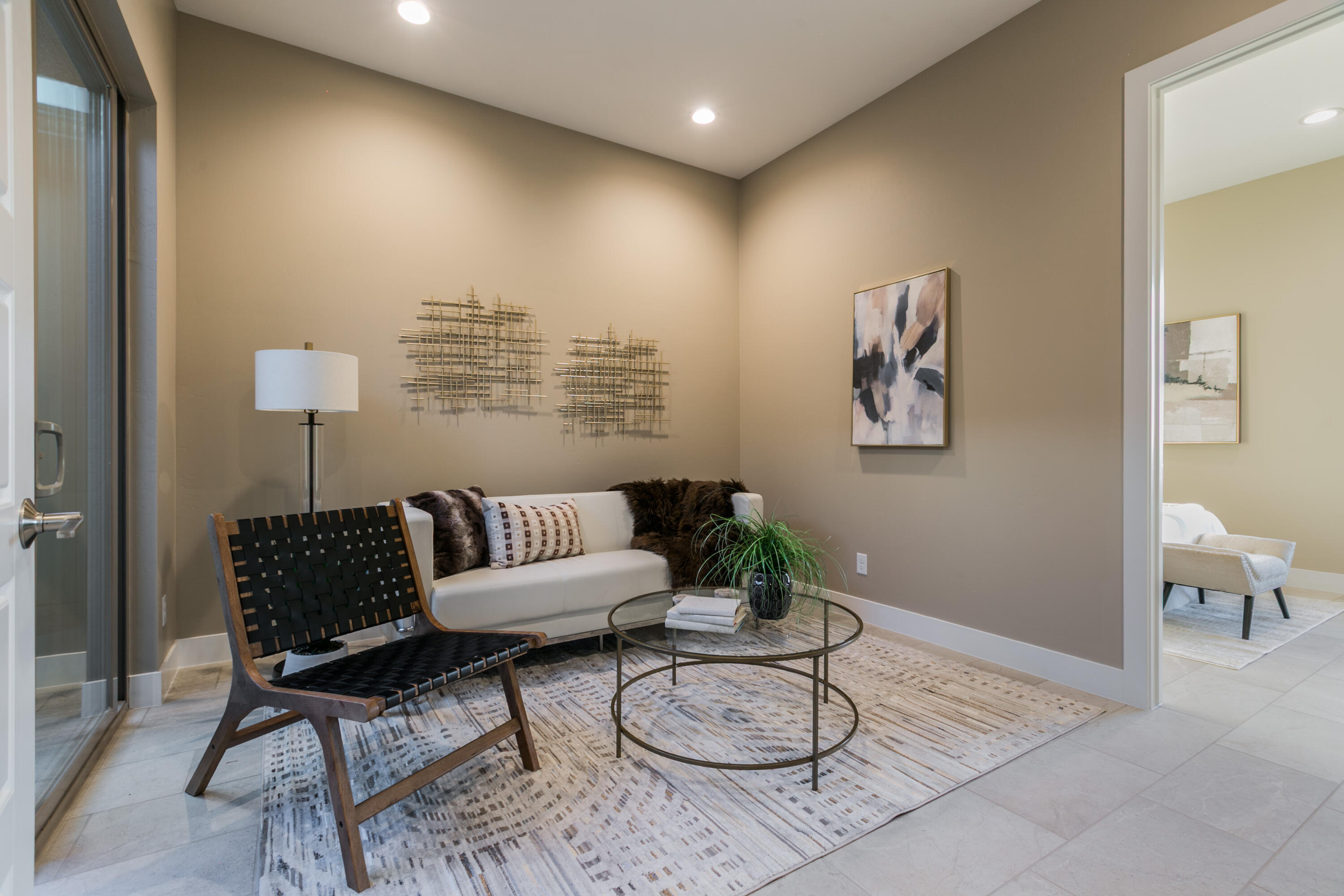 6725 Akademeia Loop NE