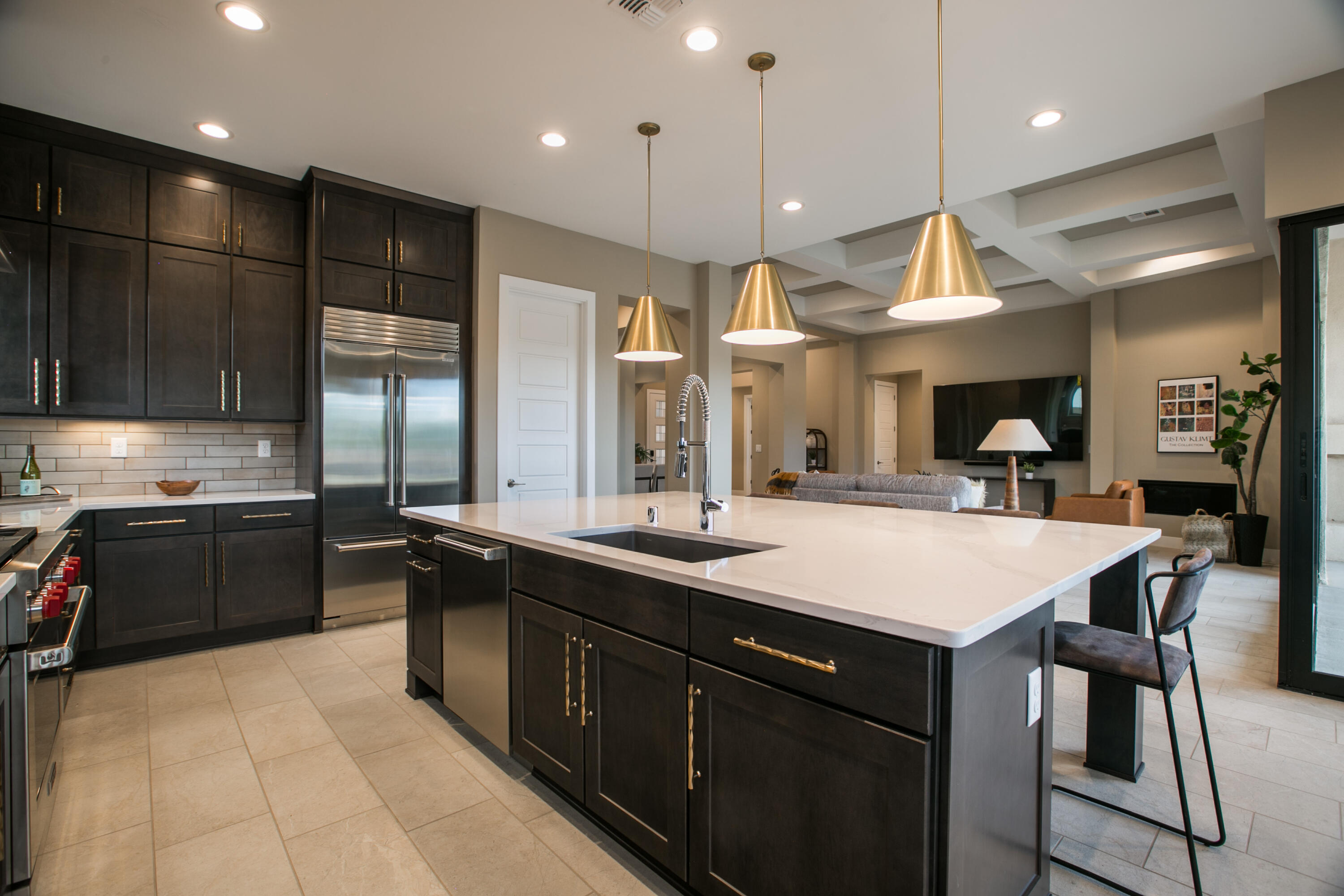 6725 Akademeia Loop NE