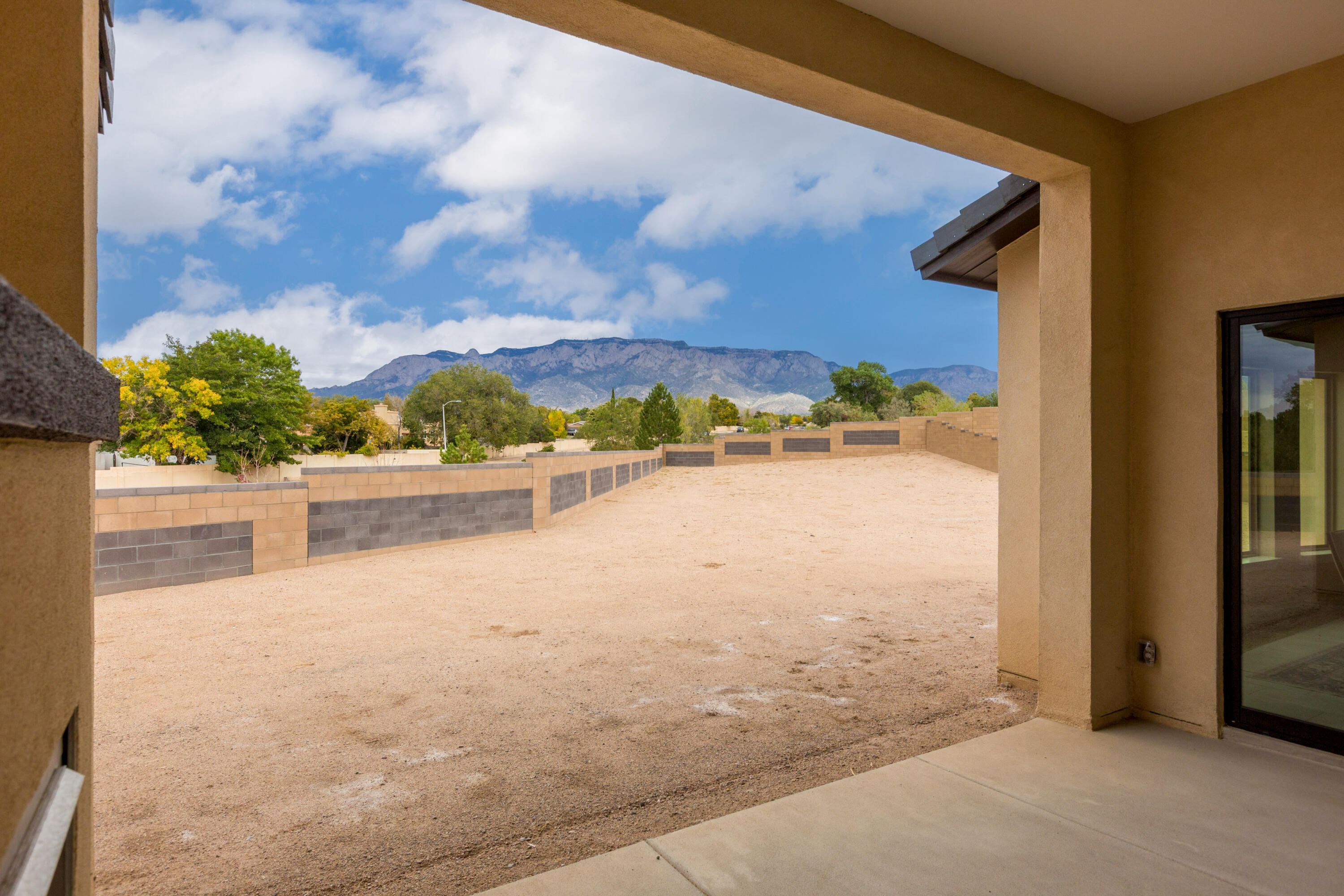 6725 Akademeia Loop NE