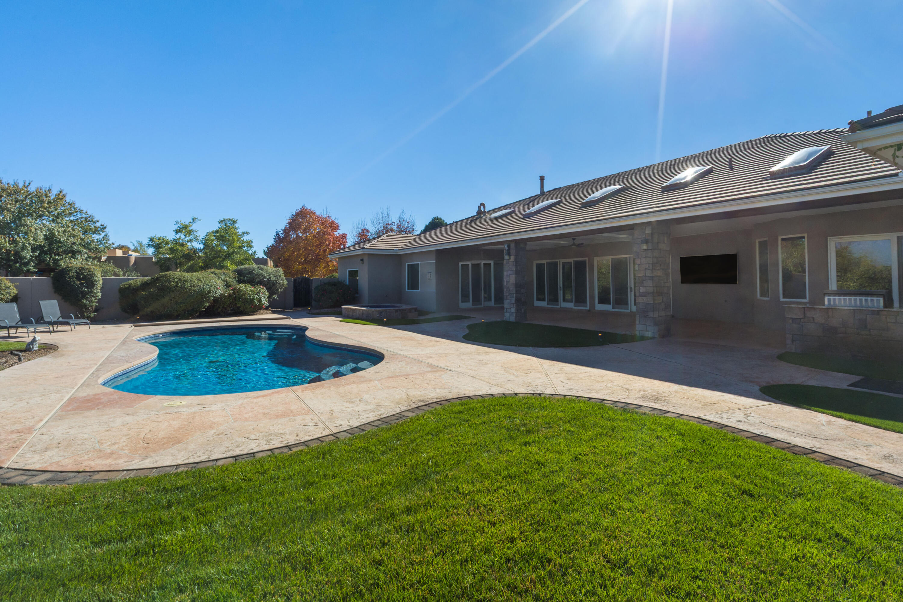 4658 Los Poblanos Circle NW
