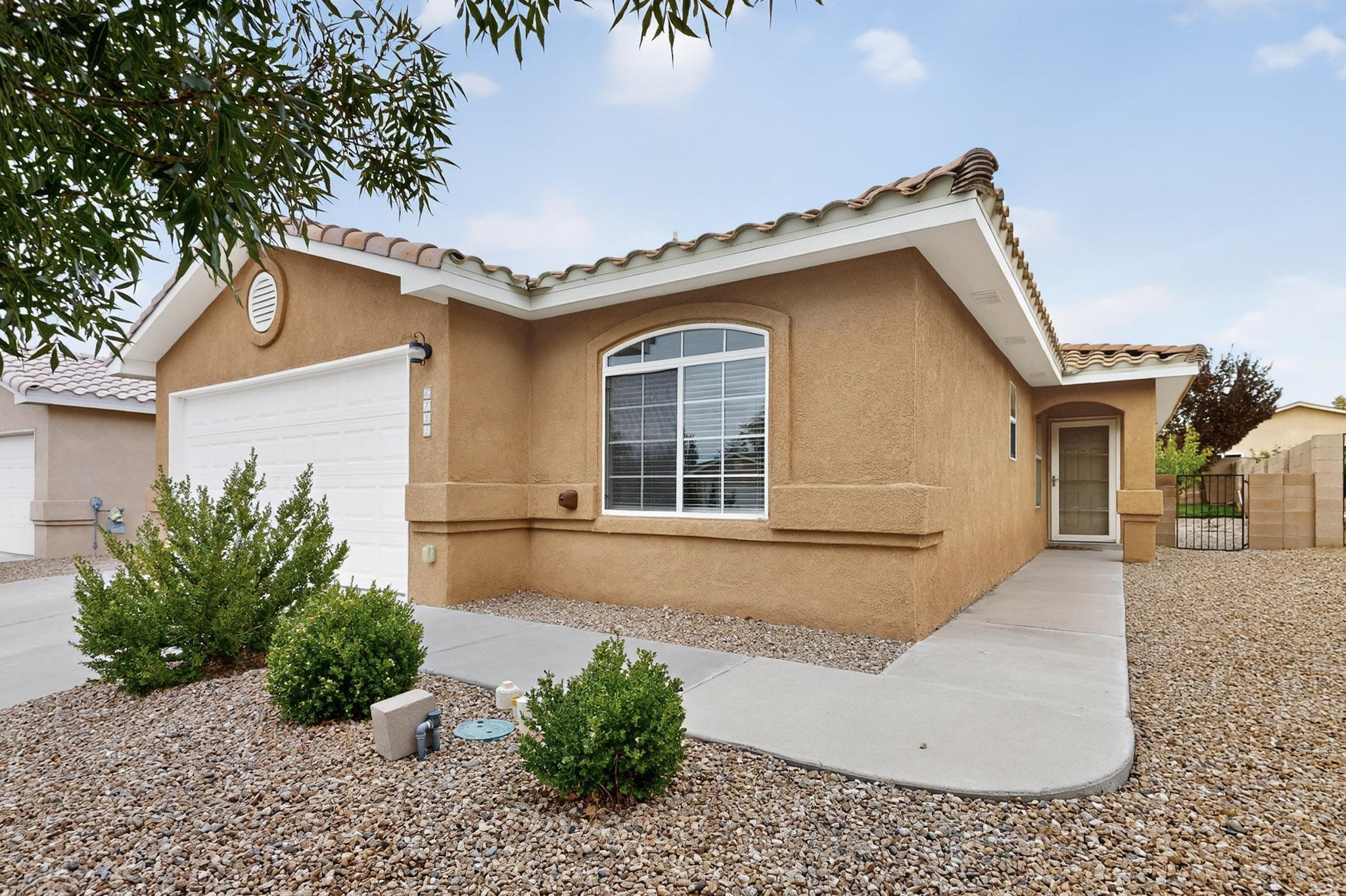 6744 VENTANA HILLS Road NW