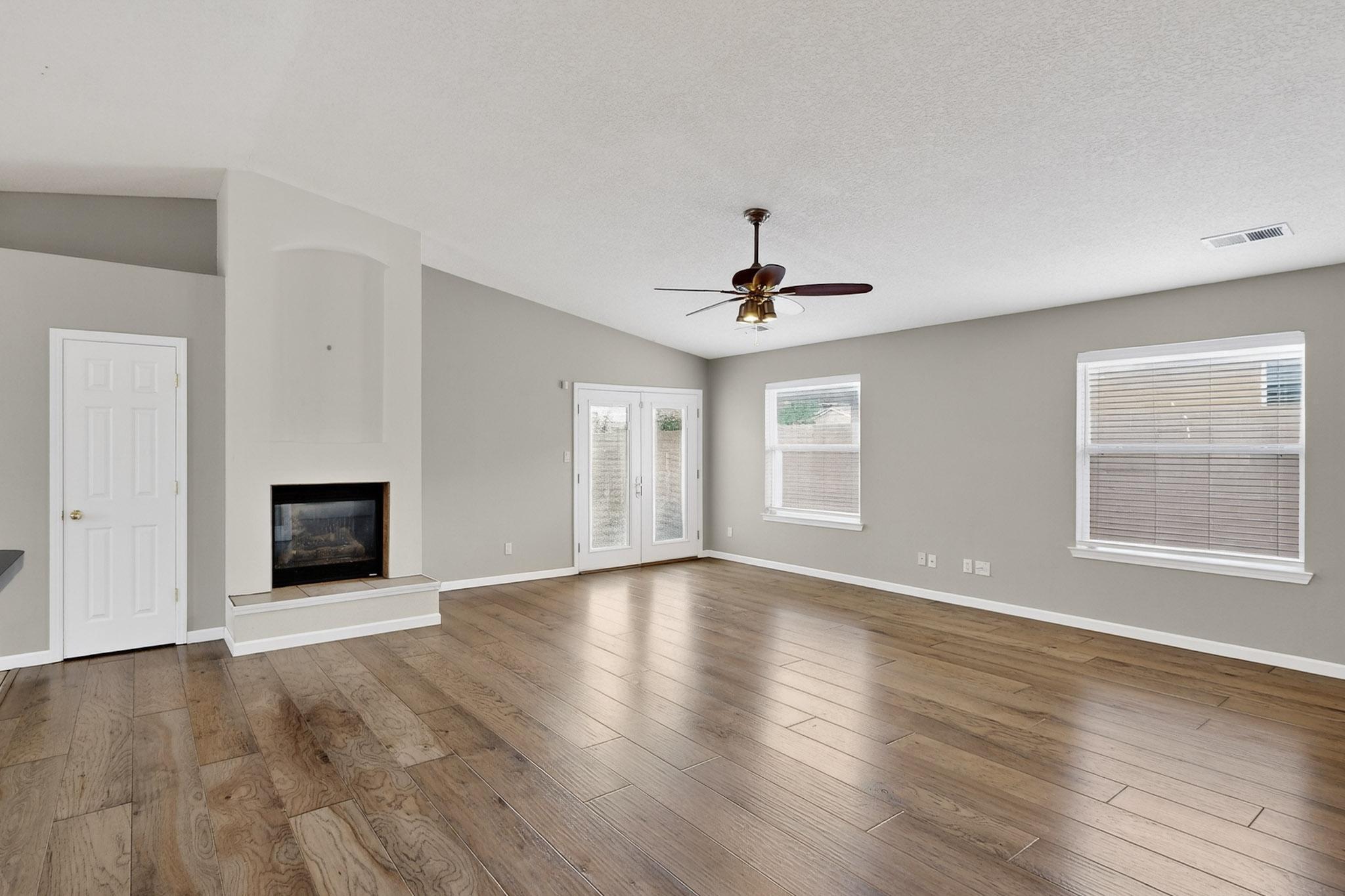 6744 VENTANA HILLS Road NW