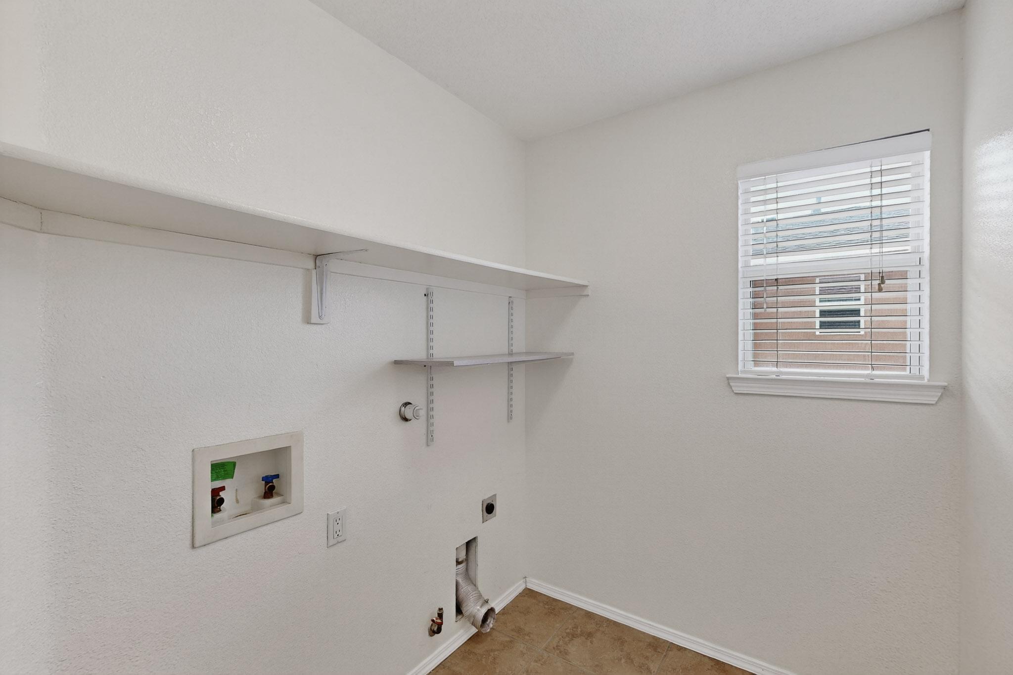 6744 VENTANA HILLS Road NW