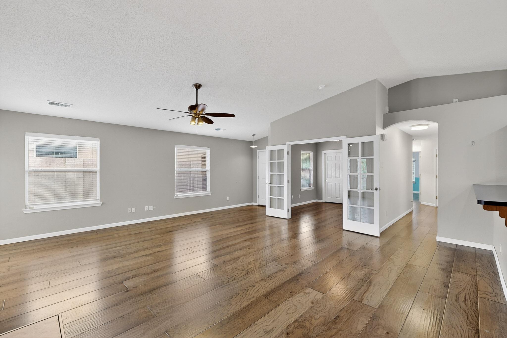 6744 VENTANA HILLS Road NW