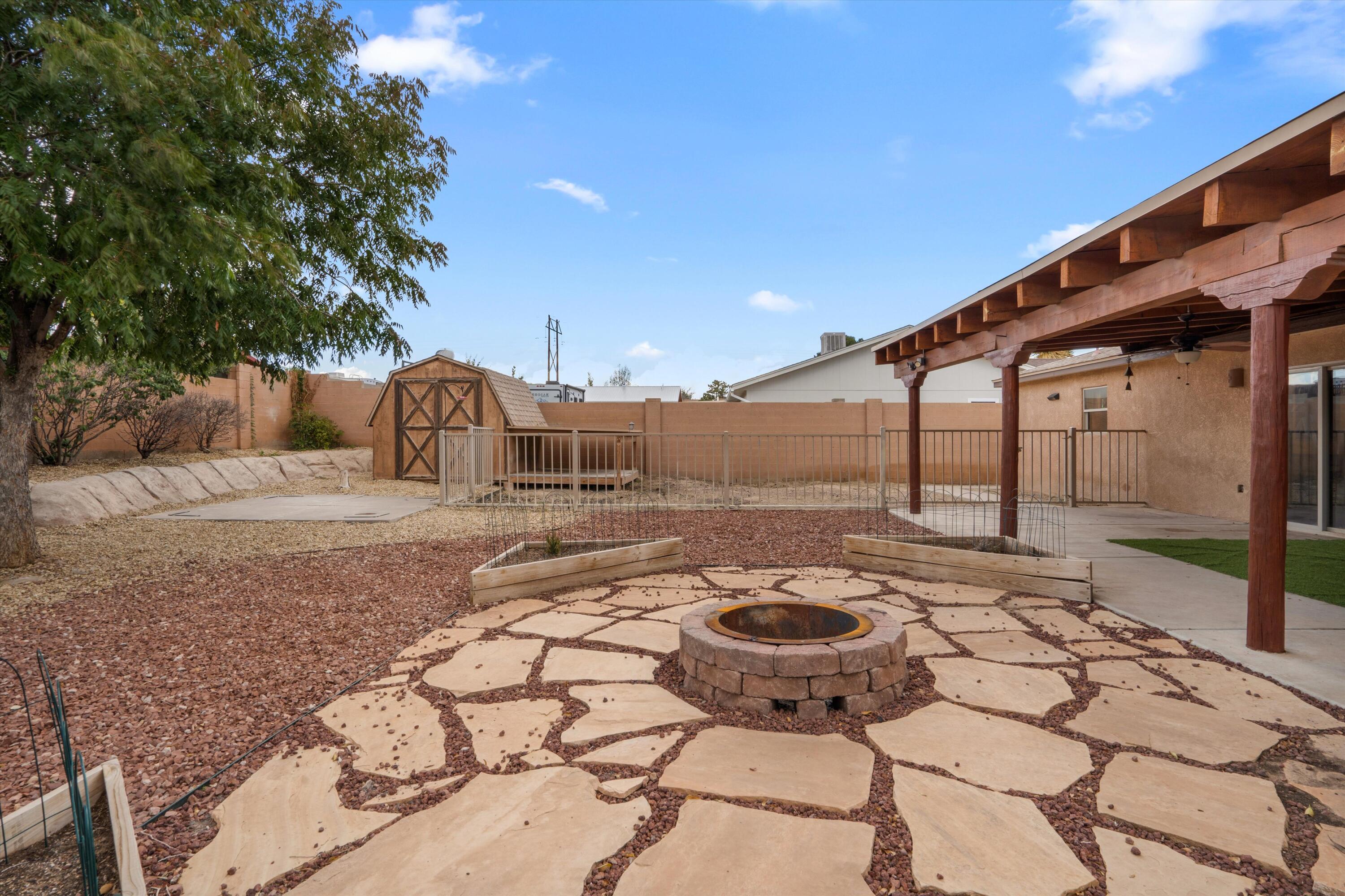 211 Littler Drive SE