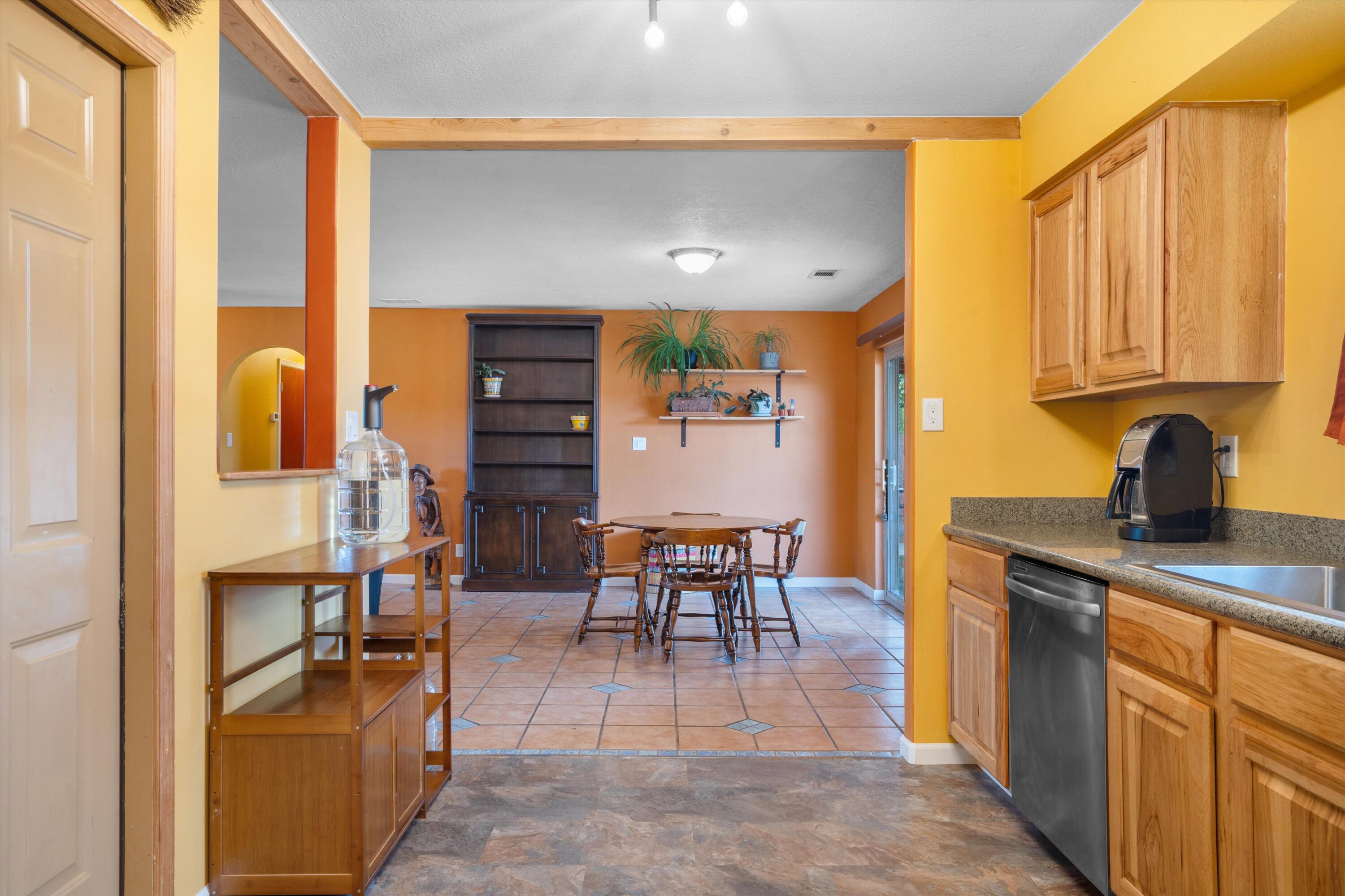 211 Littler Drive SE