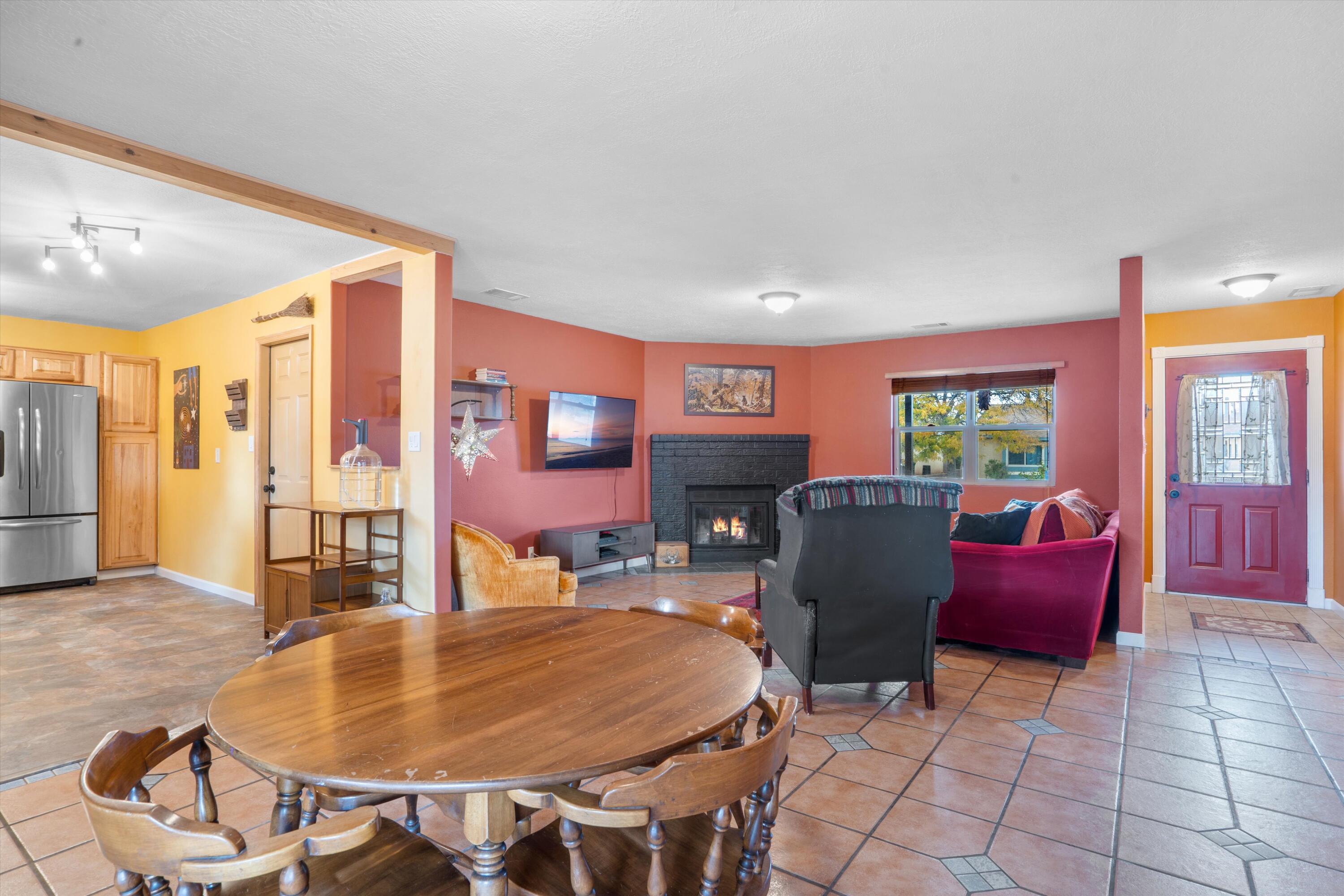 211 Littler Drive SE