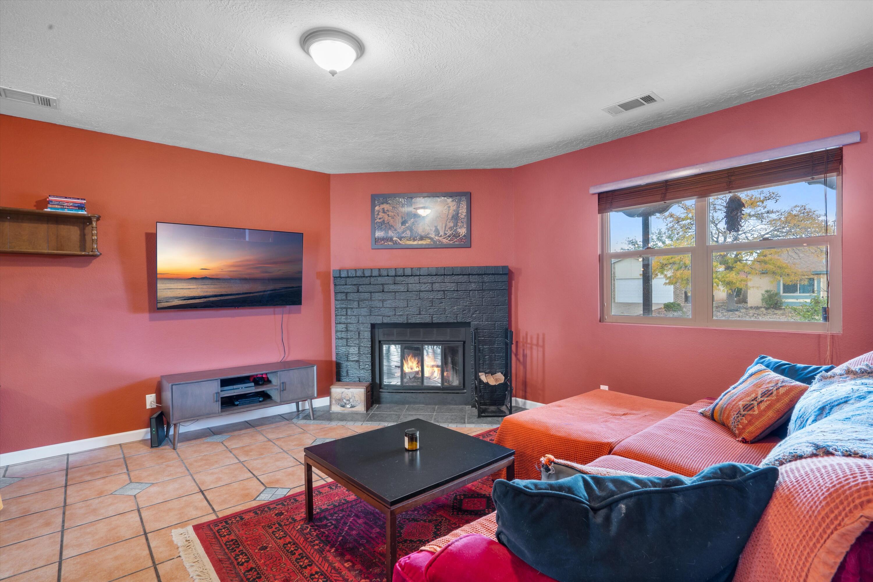 211 Littler Drive SE