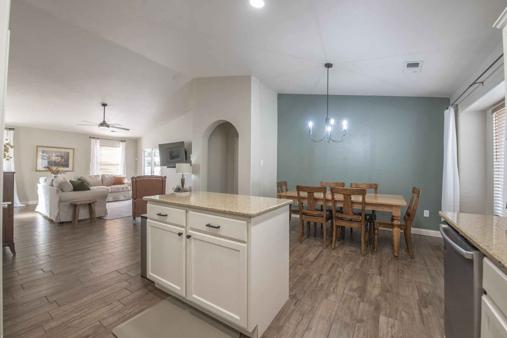 3218 Hunters Meadows Circle NE