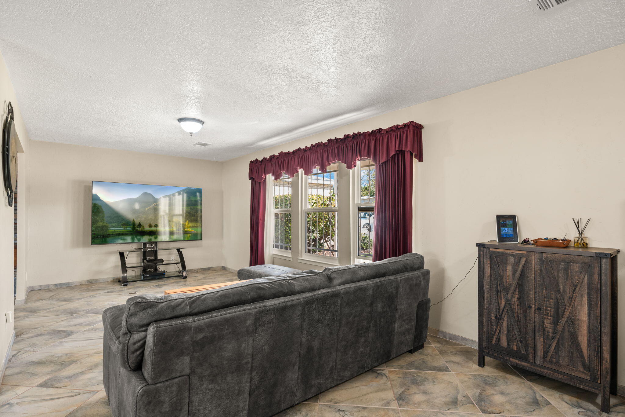 3701 Tracy Street NE