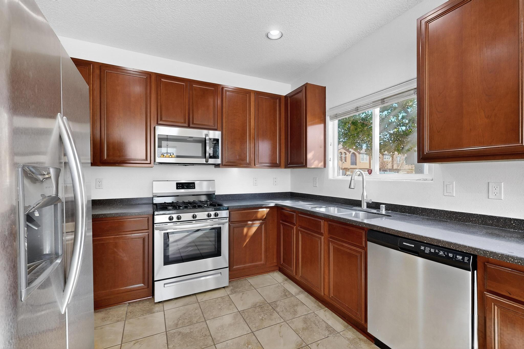 601 Menaul Boulevard NE UNIT 505