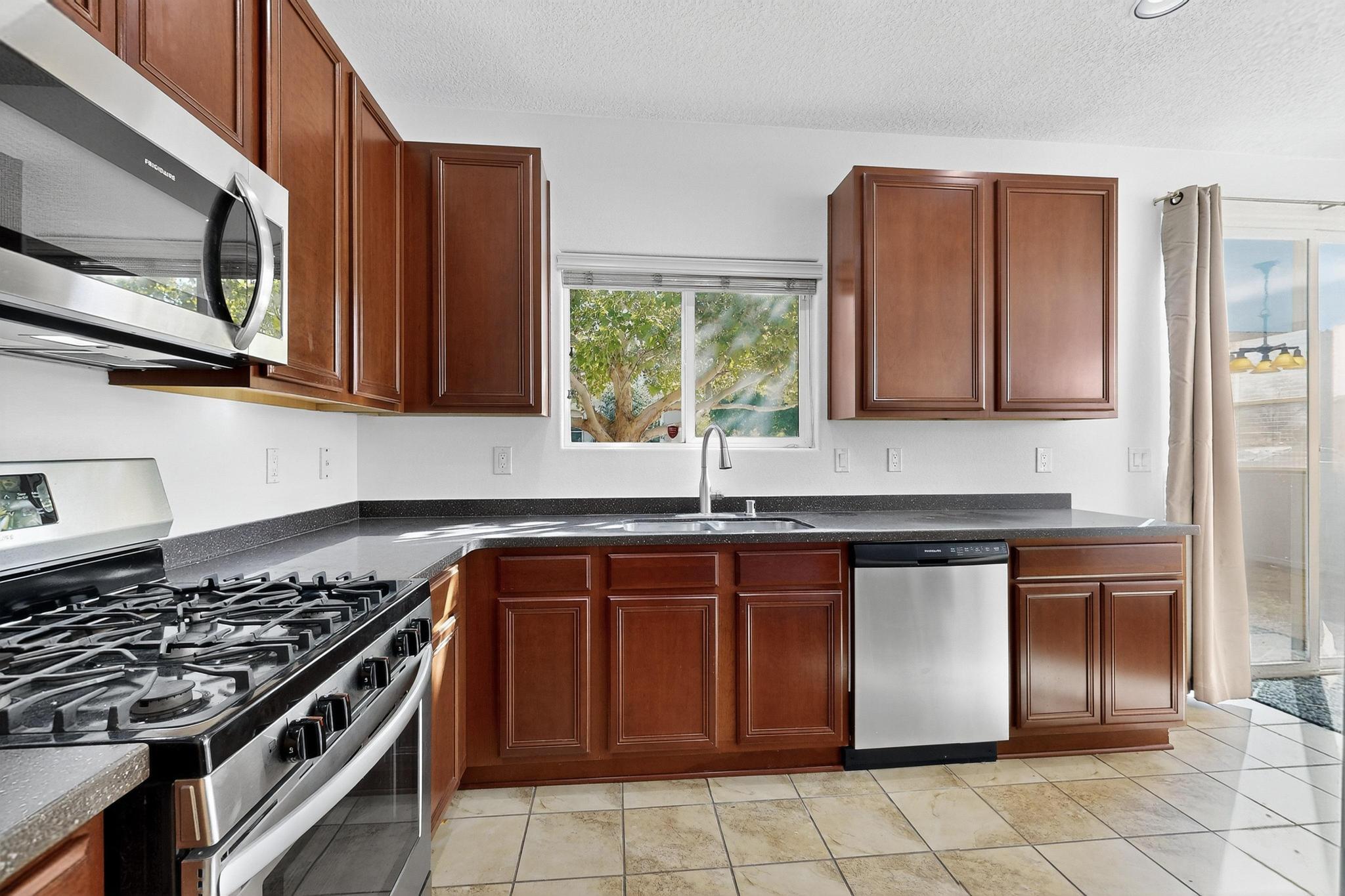 601 Menaul Boulevard NE UNIT 505